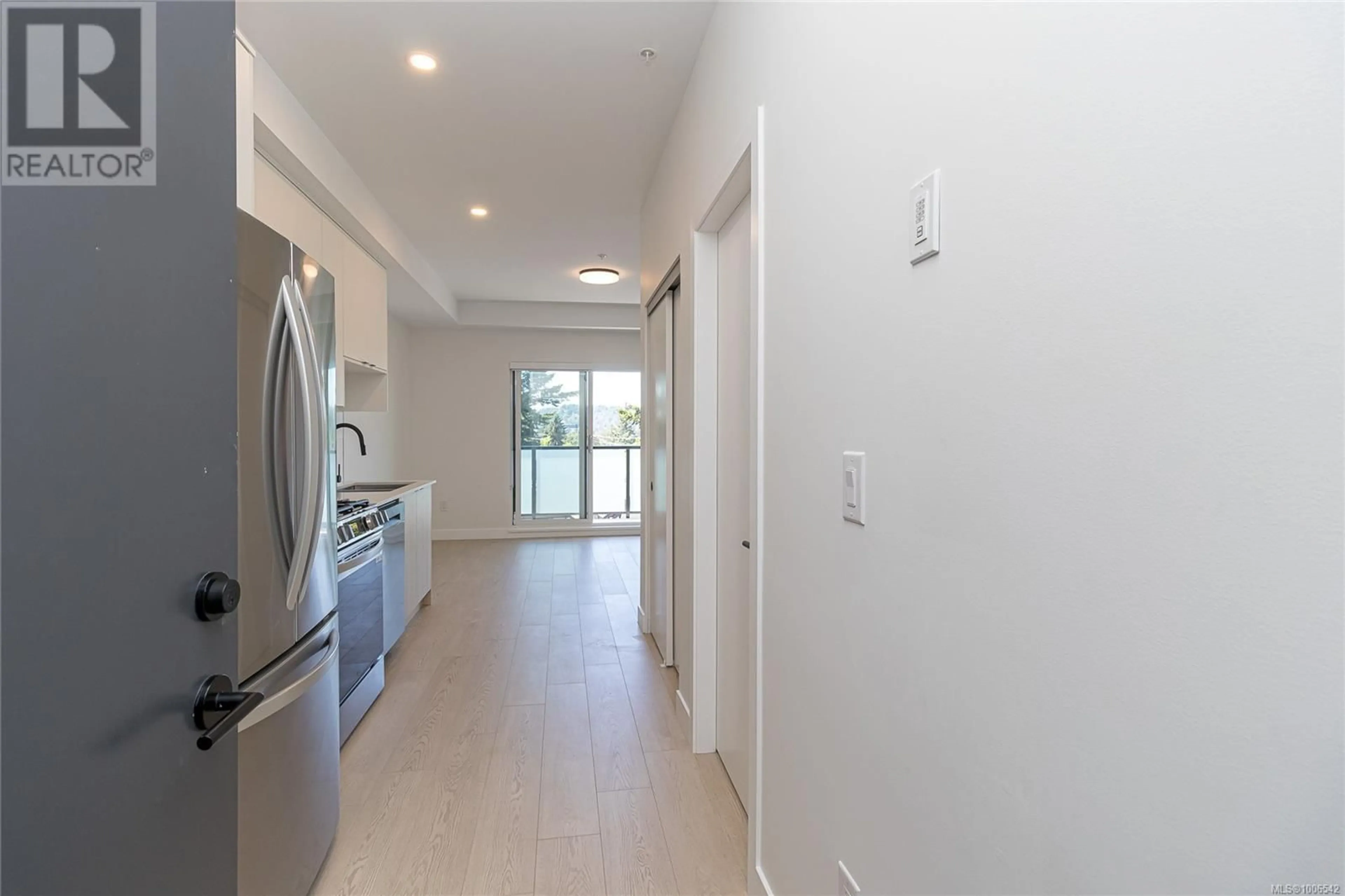 Unknown for 512 - 2629 MILLSTREAM ROAD, Langford British Columbia V9B3R8