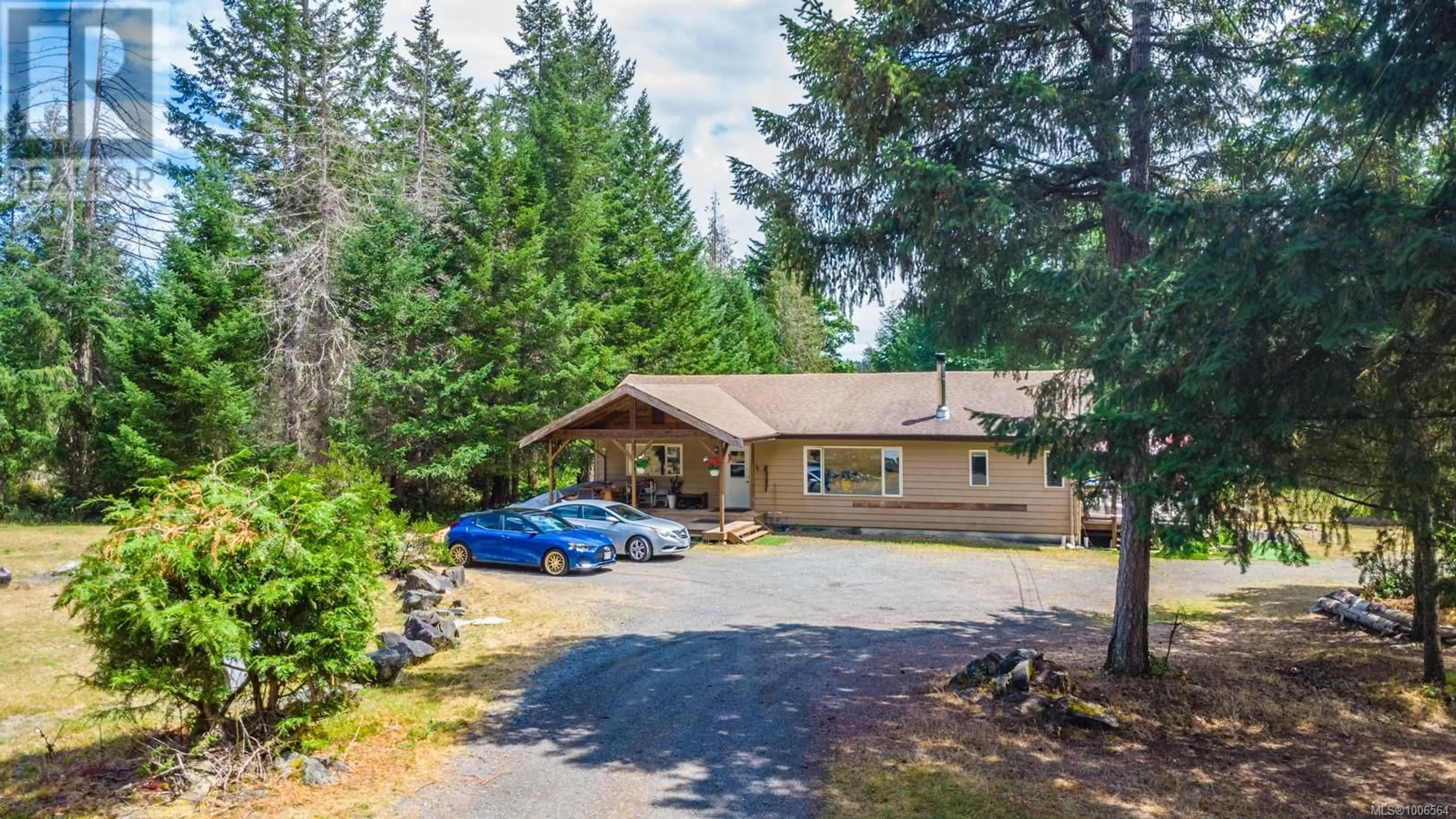 A pic from outside/outdoor area/front of a property/back of a property/a pic from drone, unknown for 1795 HUCKLEBERRY WAY, Nanaimo British Columbia V9X1V4