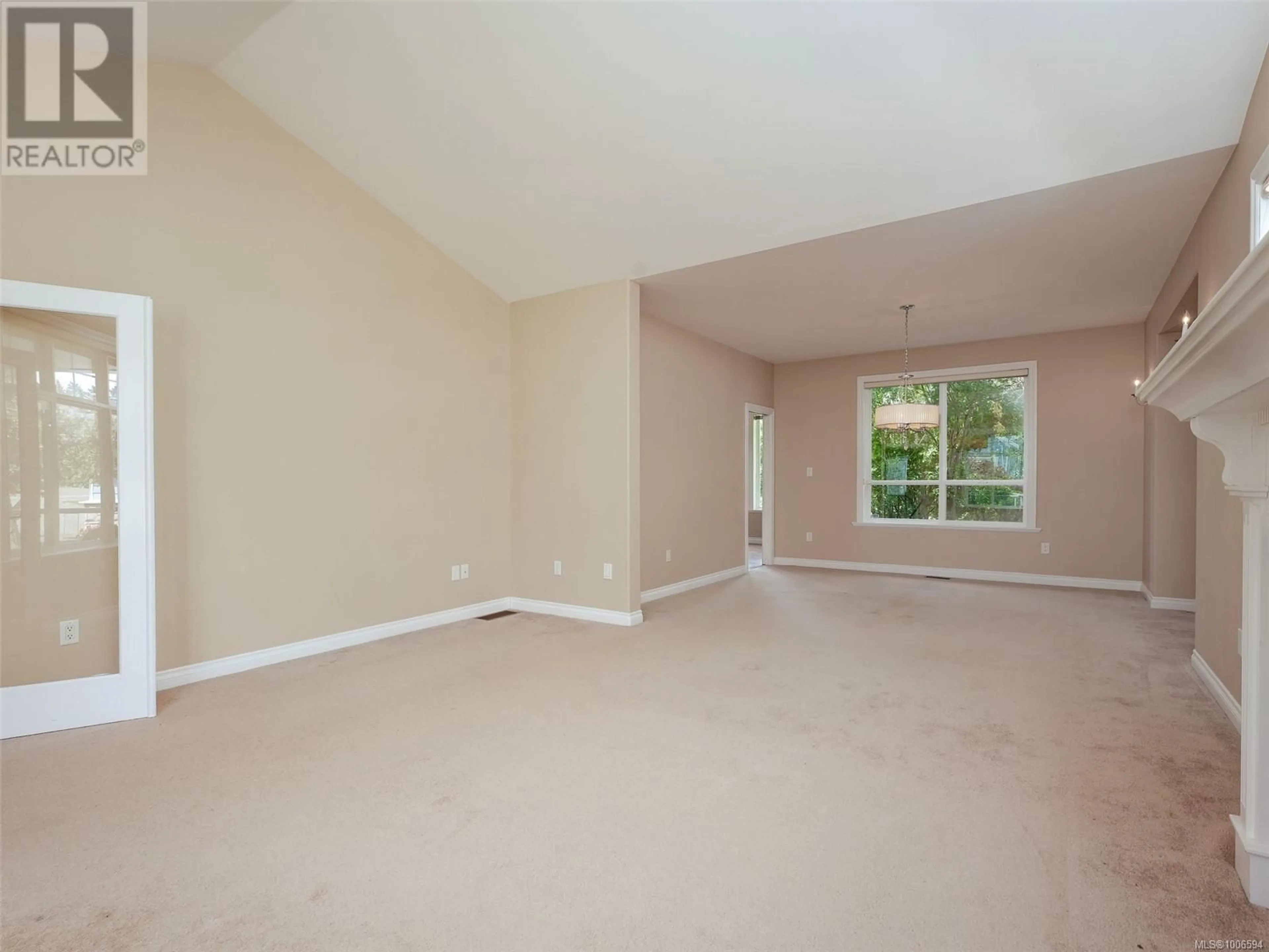 A pic of a room for 1713 MAMICH CIRCLE, Saanich British Columbia V8N3S3