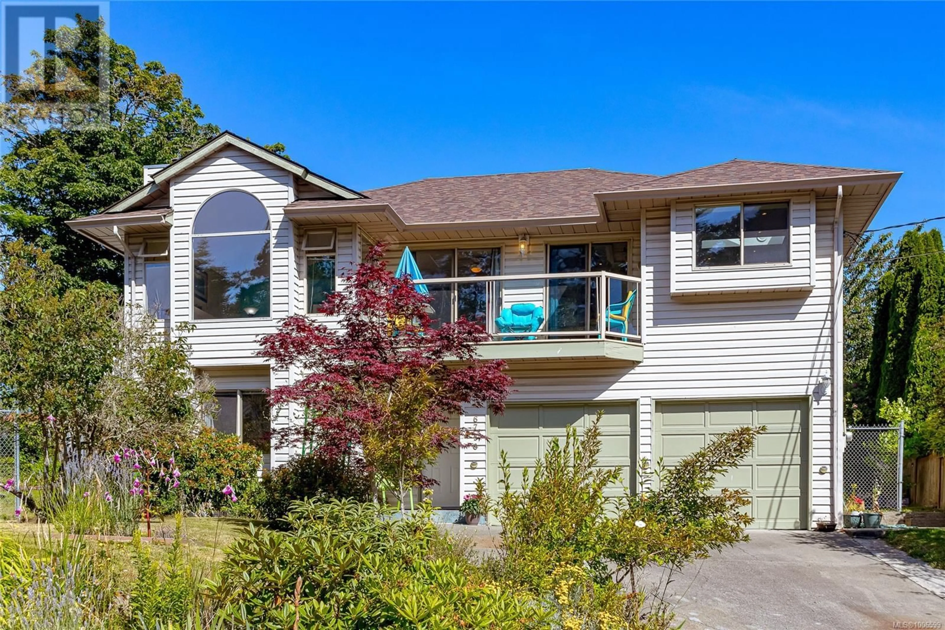 Home with vinyl exterior material, street for 6756 HORNE ROAD, Sooke British Columbia V9Z0A2
