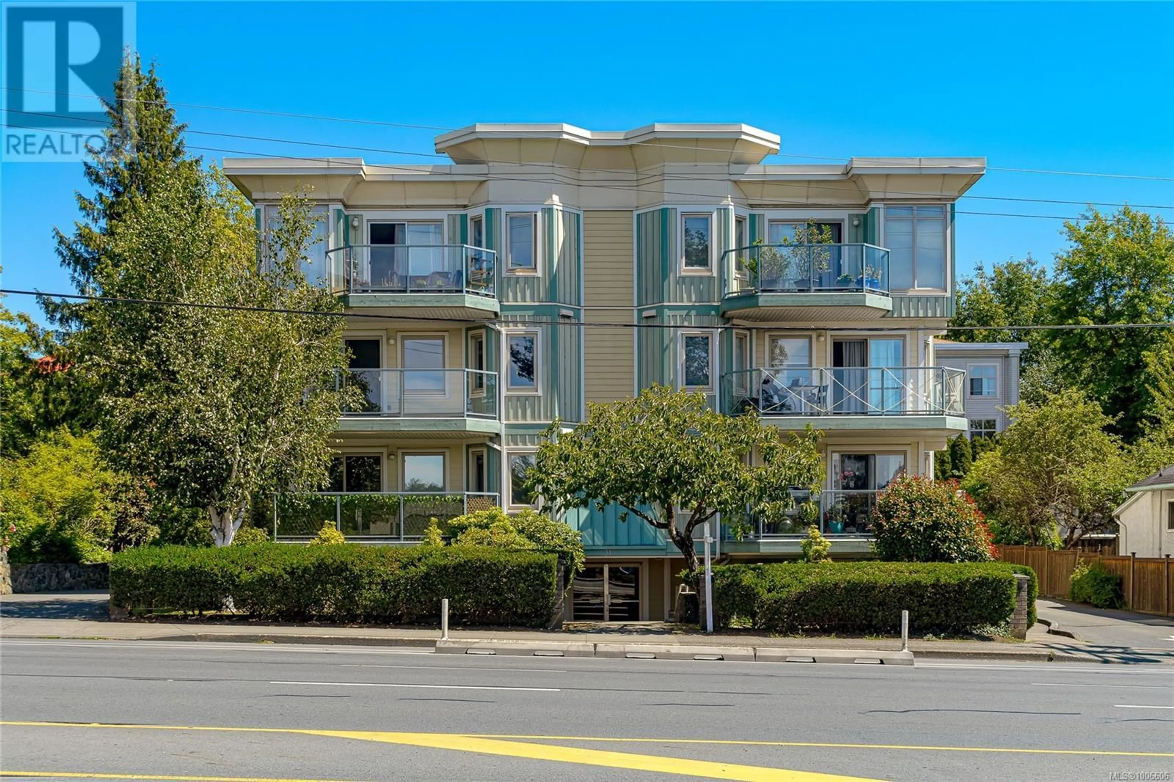 Unknown for 104 - 3157 TILLICUM ROAD, Saanich British Columbia V9A2B4