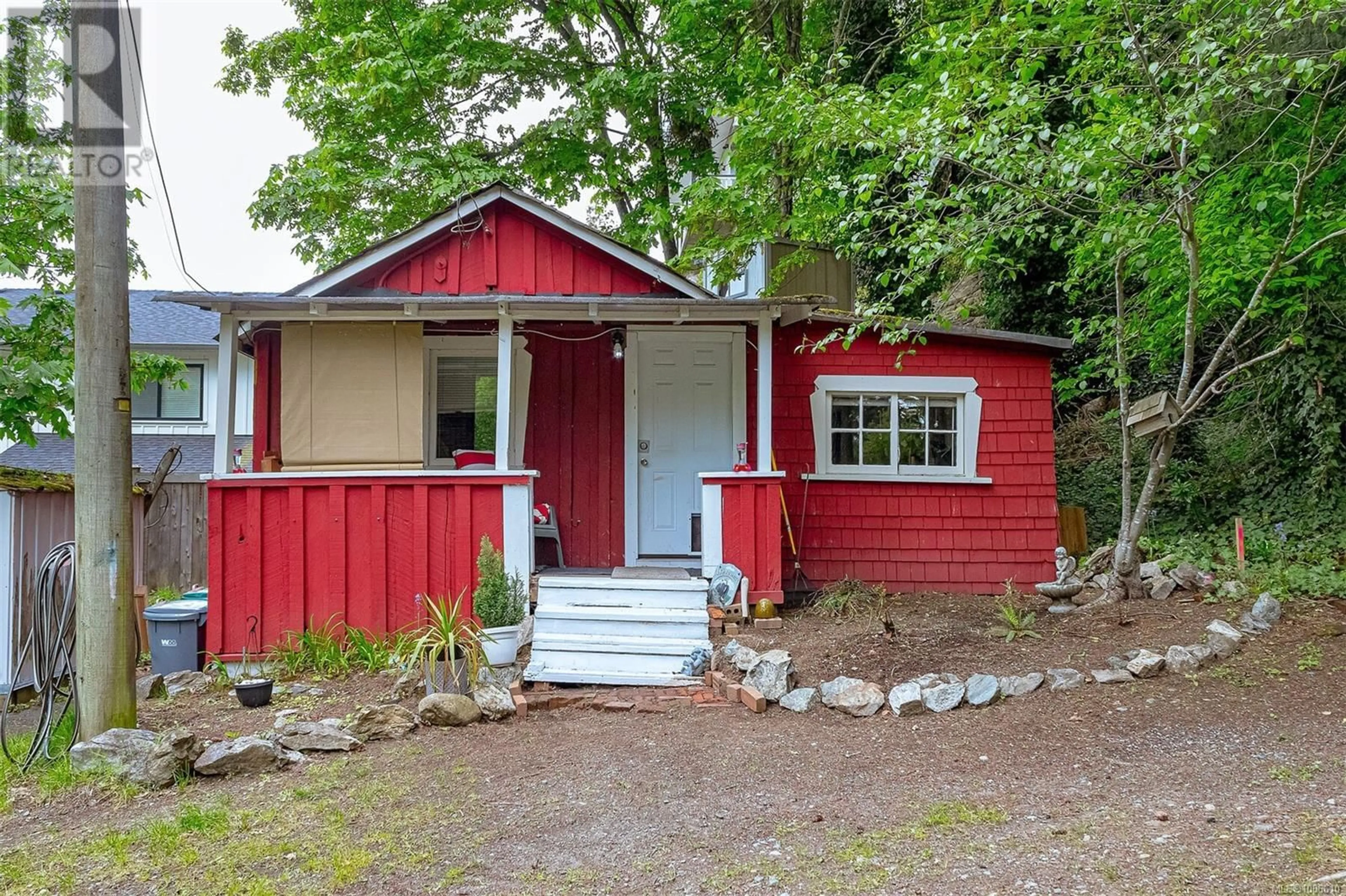 Shed for 312 ISLAND HIGHWAY, View Royal British Columbia V9B1G8