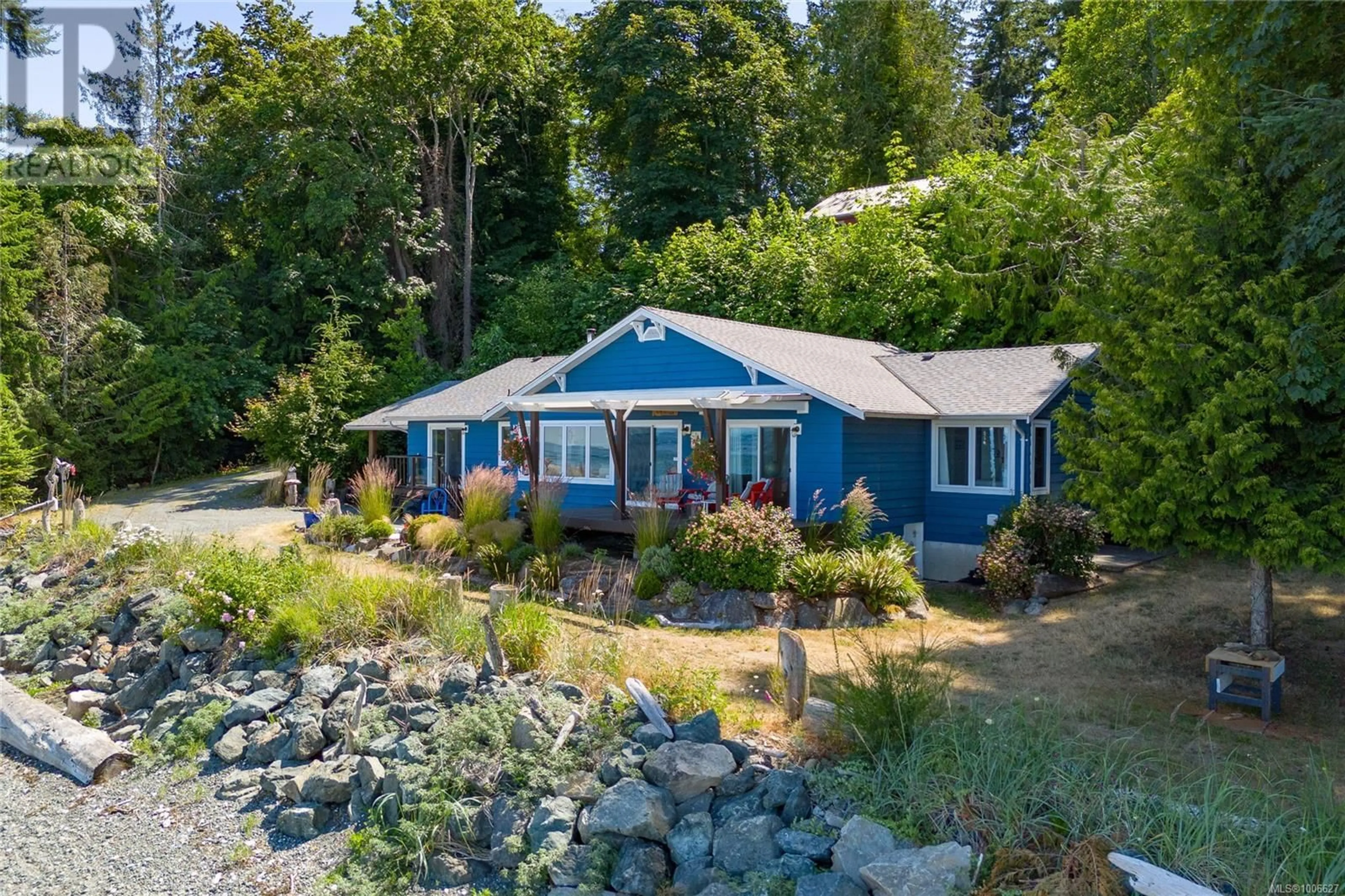 A pic from outside/outdoor area/front of a property/back of a property/a pic from drone, water/lake/river/ocean view for 6655 ISLAND HIGHWAY WEST, Bowser British Columbia V0R1G0