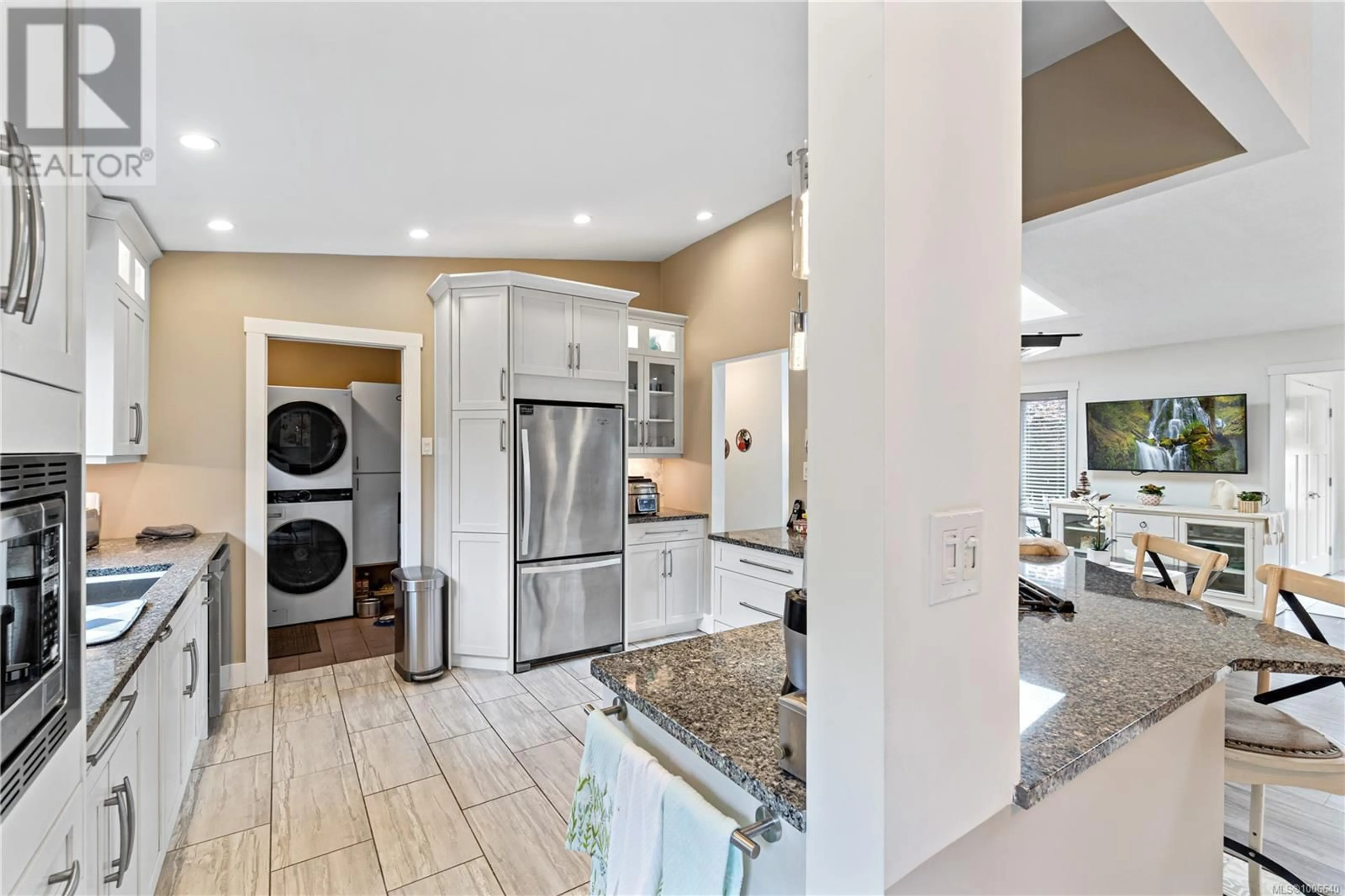 Unknown for 5925 BREONNA DRIVE, Nanaimo British Columbia V9V1E9