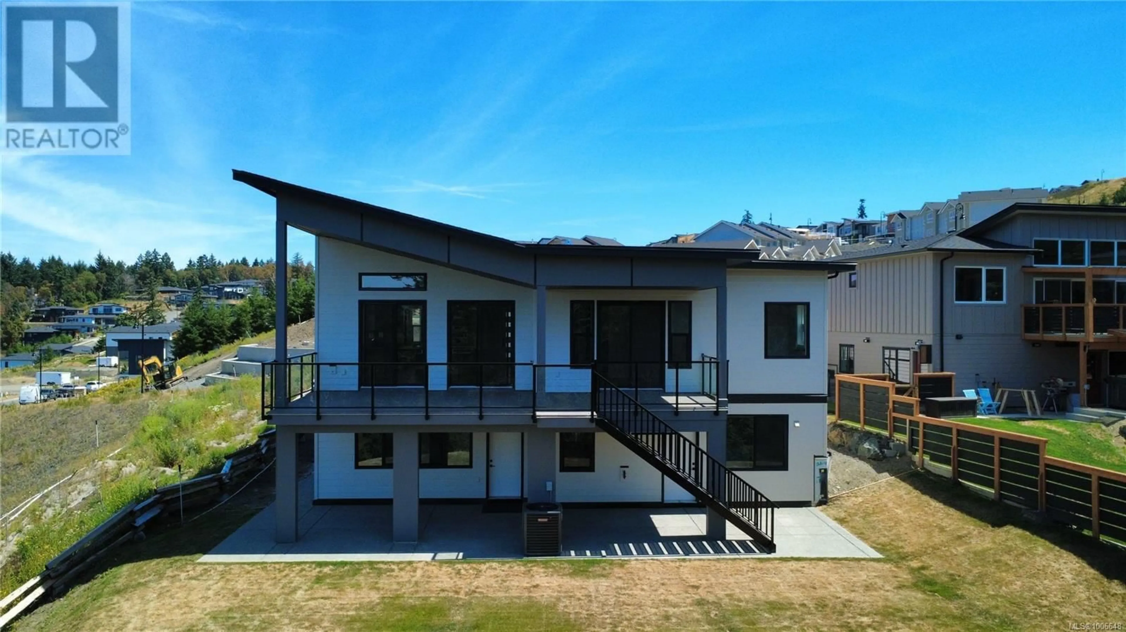 Home with vinyl exterior material, building for 3274 WOODRUSH DRIVE, Duncan British Columbia V9L0G1