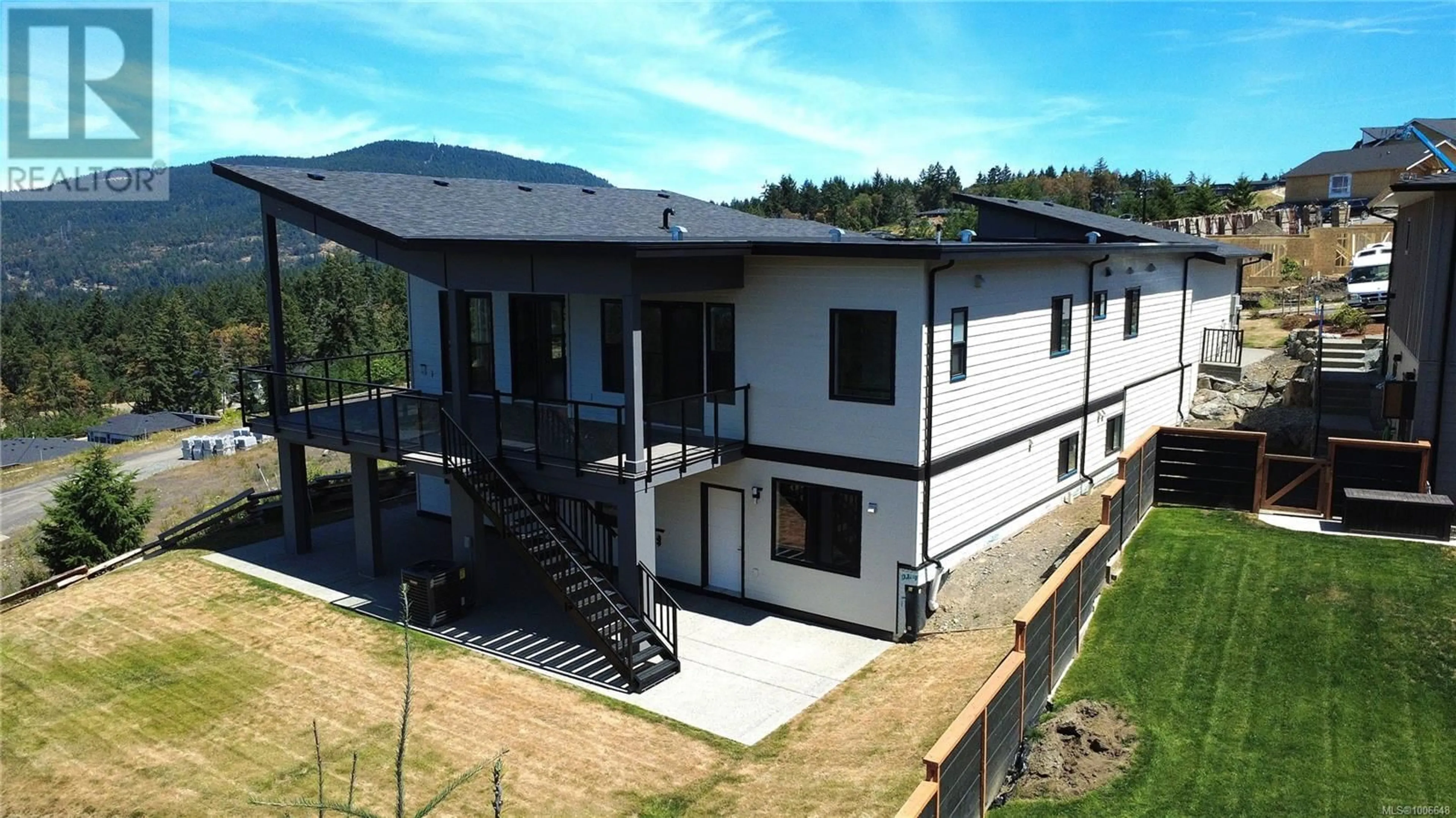 A pic from outside/outdoor area/front of a property/back of a property/a pic from drone, mountain view for 3274 WOODRUSH DRIVE, Duncan British Columbia V9L0G1