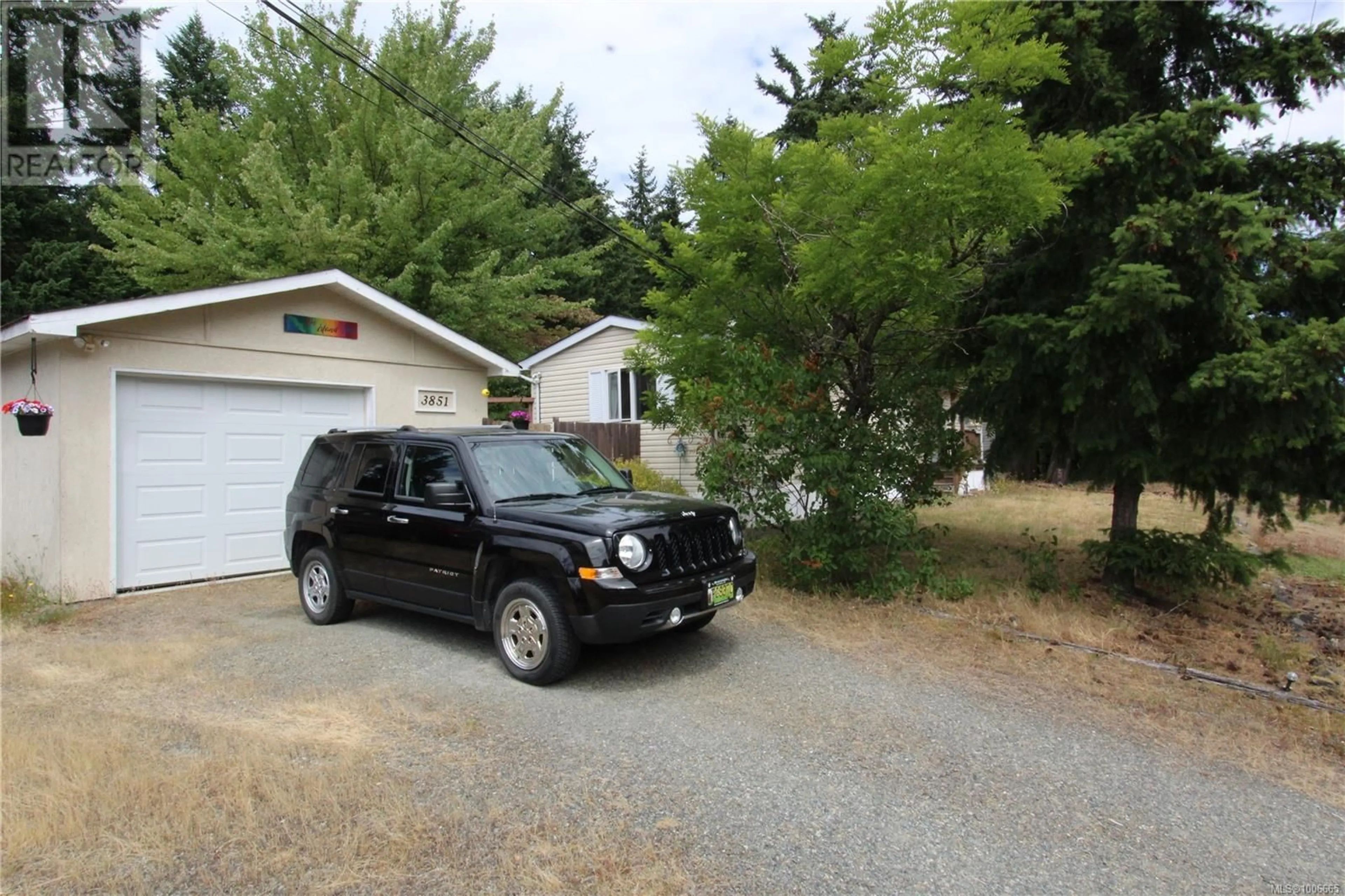 Blurry image for 3851 MELROSE ROAD, Whiskey Creek British Columbia V9K1M9