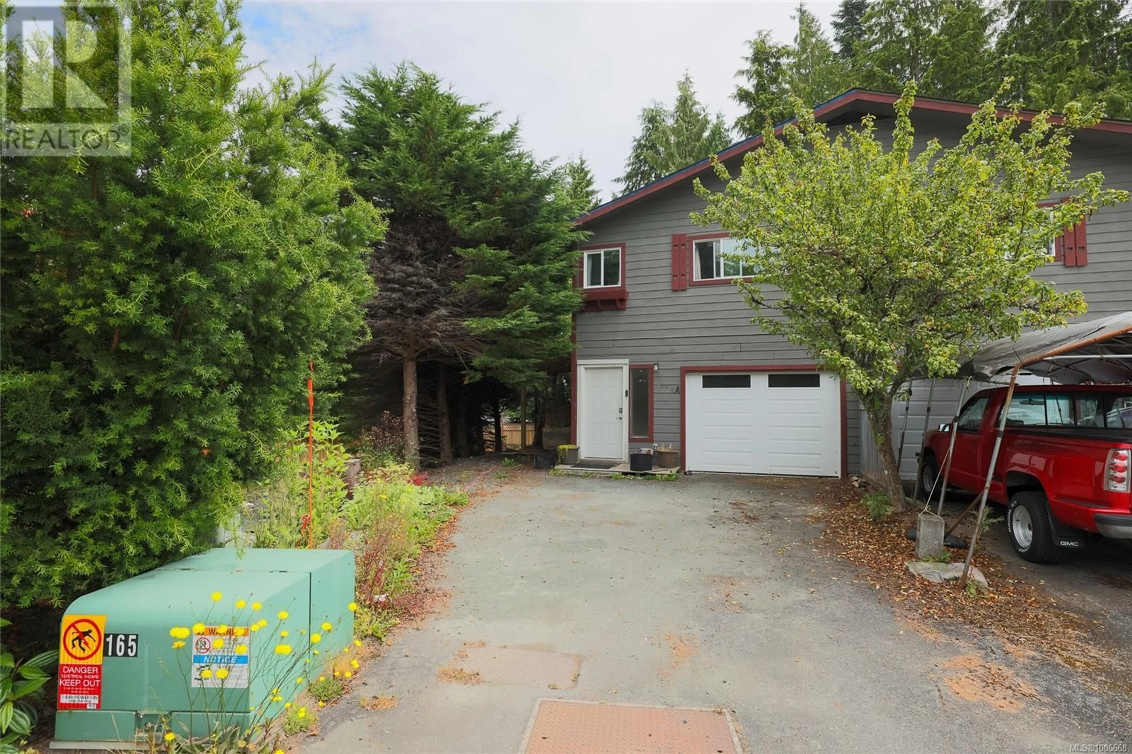 A pic from outside/outdoor area/front of a property/back of a property/a pic from drone, street for 7145A HIGHLAND DRIVE, Port Hardy British Columbia V0N2P0
