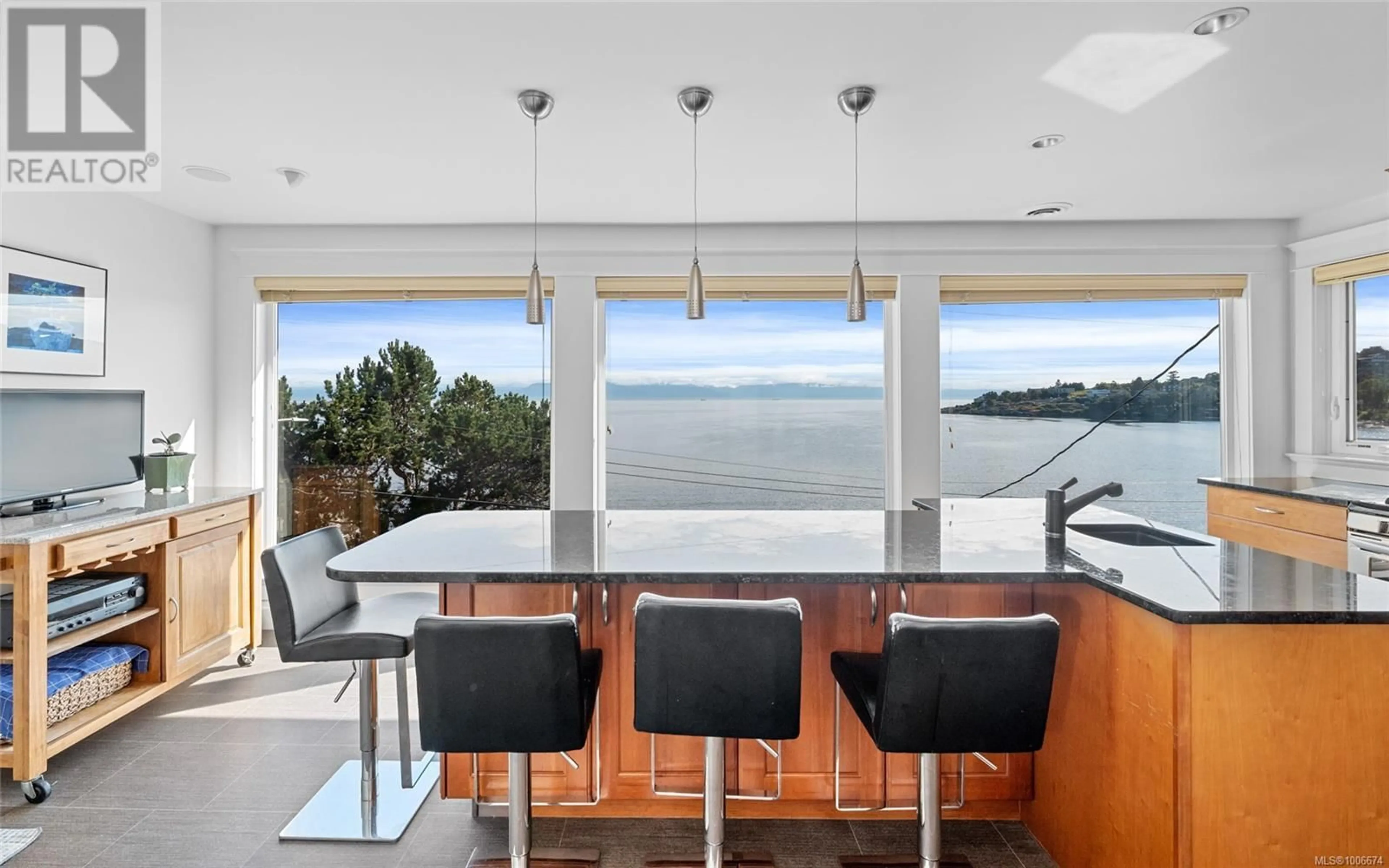 Dining room, unknown for 488 BEACH DRIVE, Oak Bay British Columbia V8S2M5