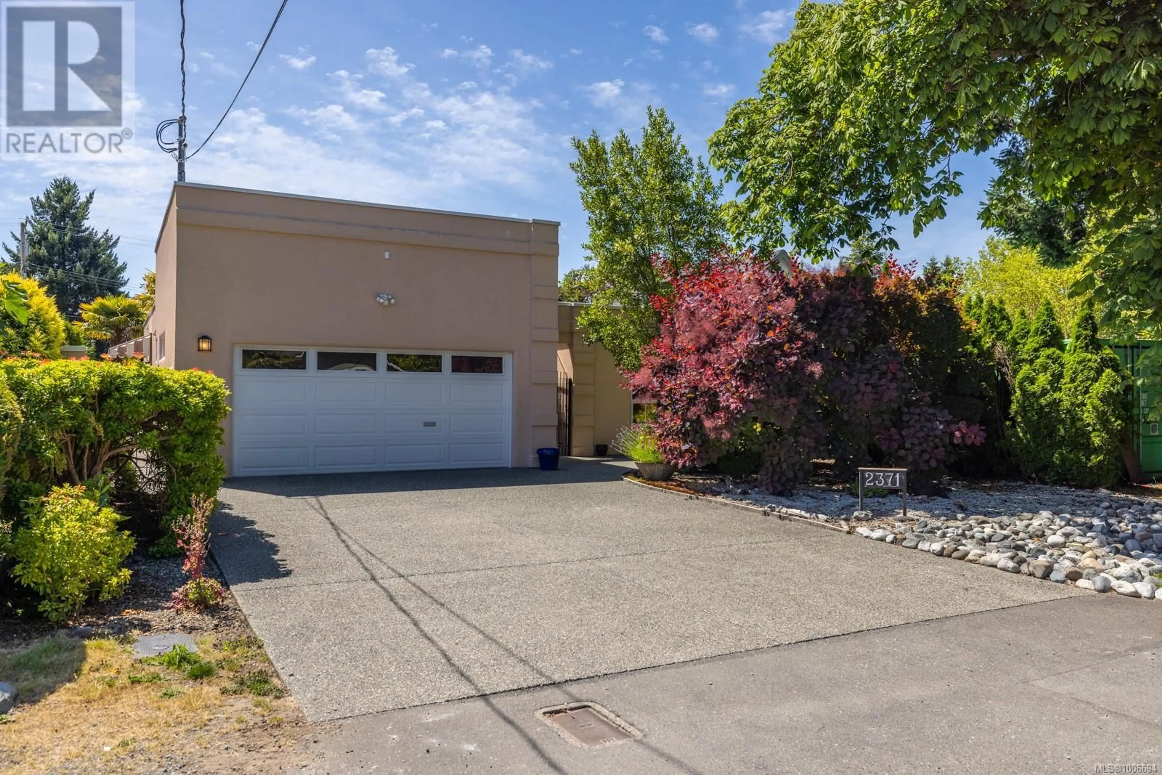 A pic from outside/outdoor area/front of a property/back of a property/a pic from drone, street for 2371 LOVELL AVENUE, Sidney British Columbia V8L2J5