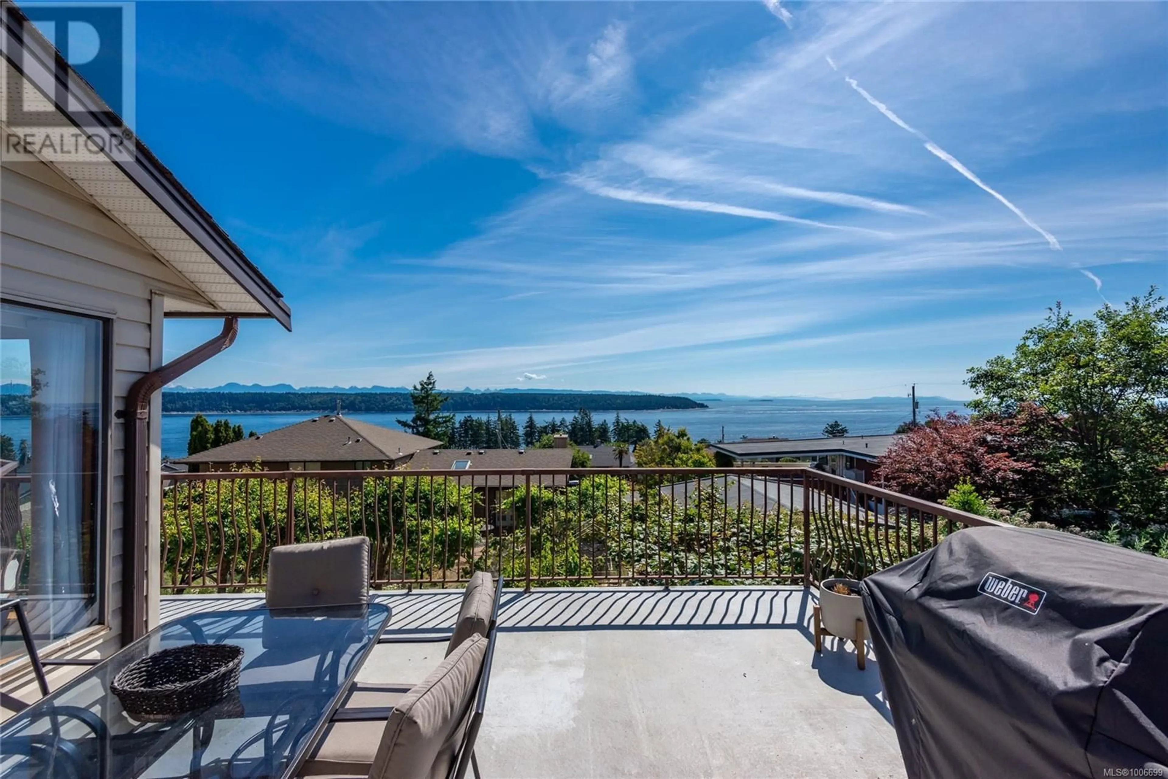Patio, water/lake/river/ocean view for 241 MCLEAN STREET SOUTH, Campbell River British Columbia V9W2L7