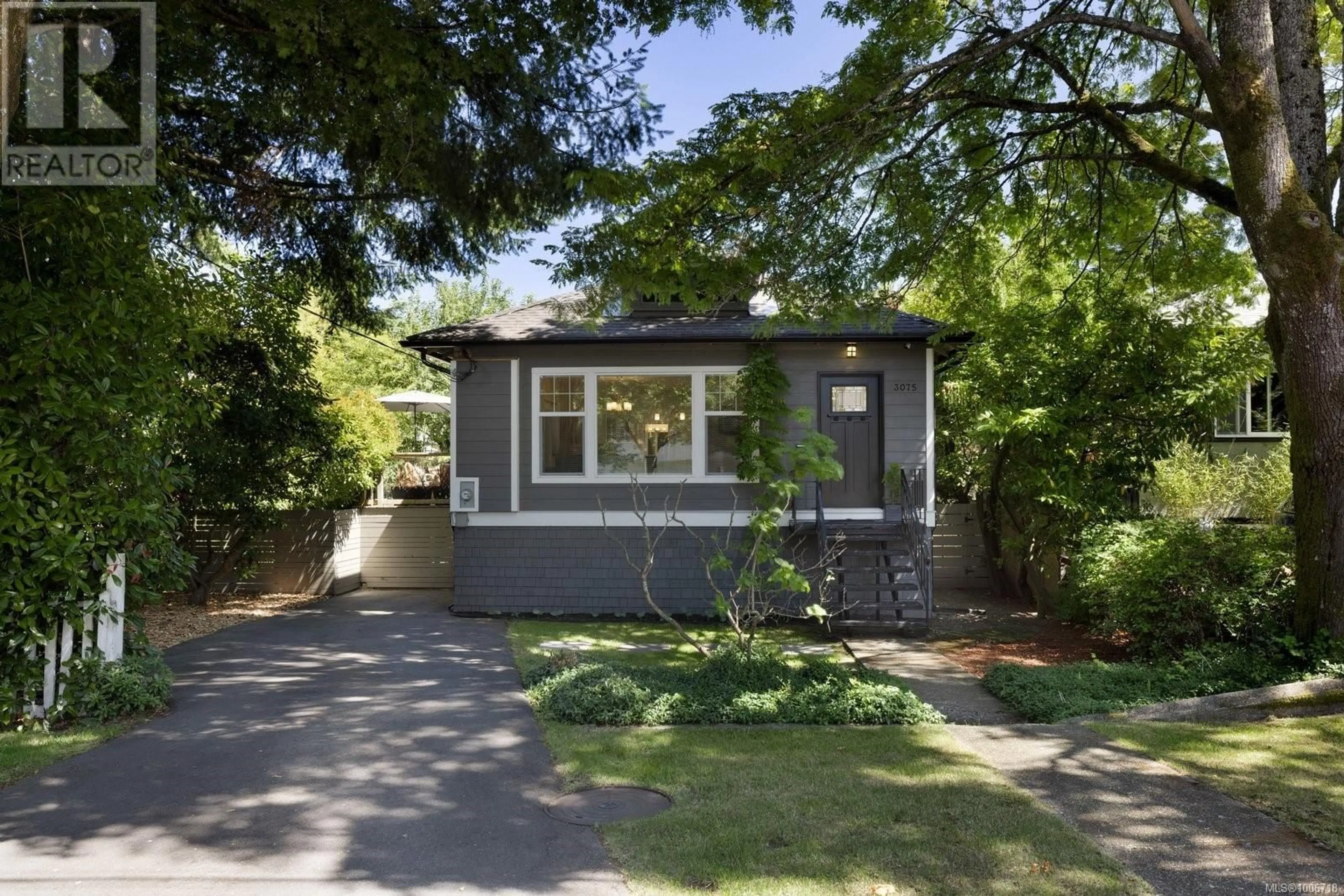 Shed for 3075 ALBANY STREET, Victoria British Columbia V9A1R4