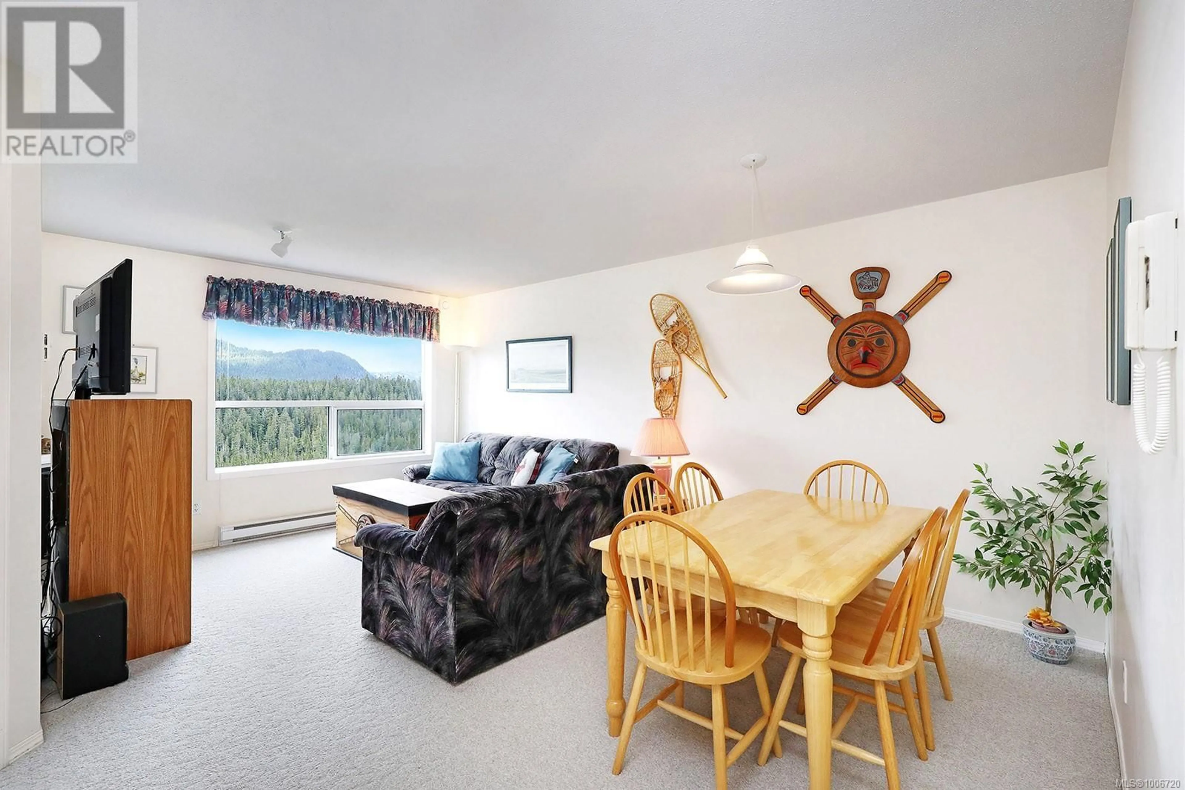 Living room with furniture, unknown for 308 - 1105 HENRY ROAD, Courtenay British Columbia V9J1L0