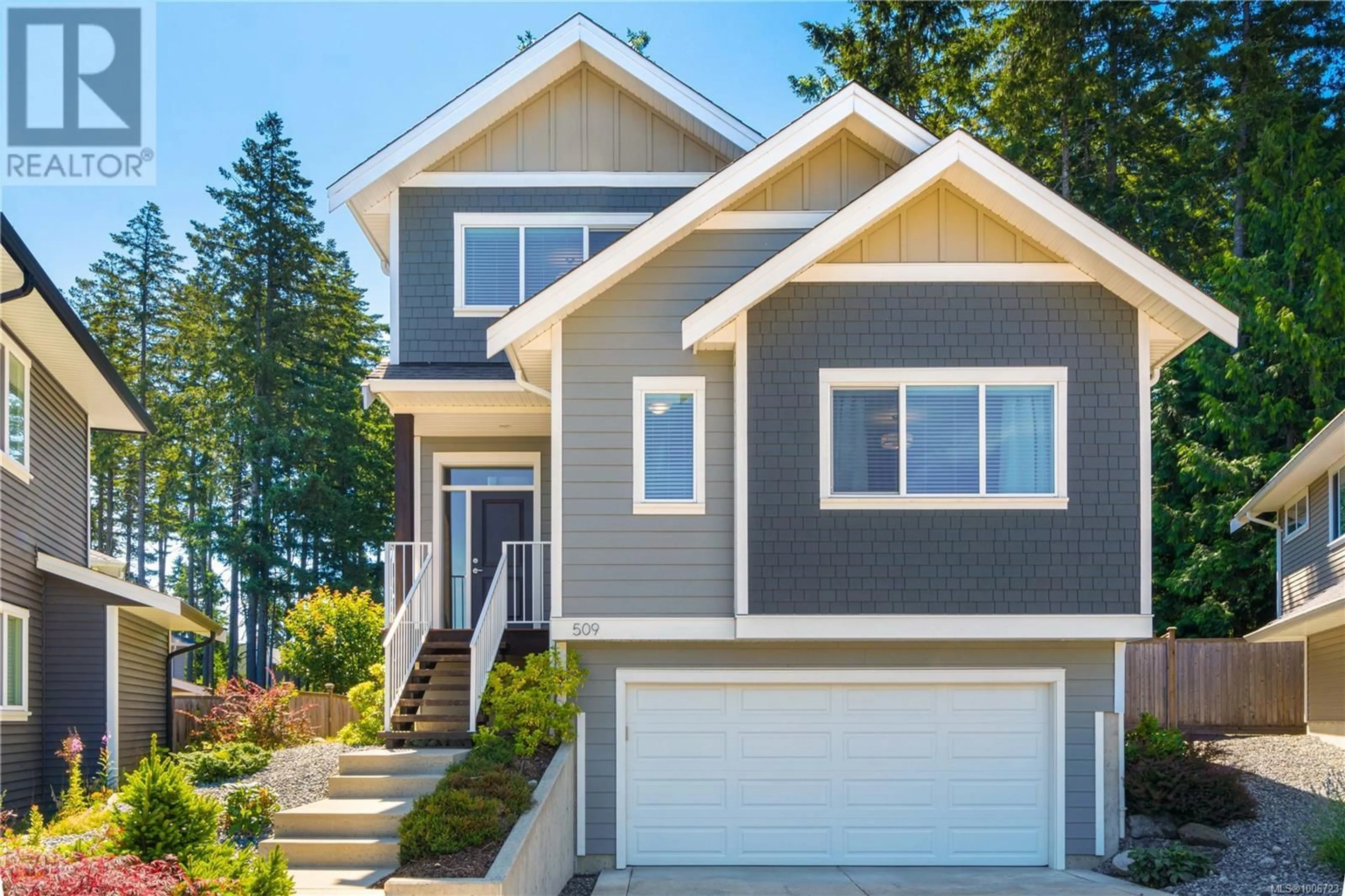 Home with vinyl exterior material, street for 509 WATERWOOD PLACE, Nanaimo British Columbia V9T0J6
