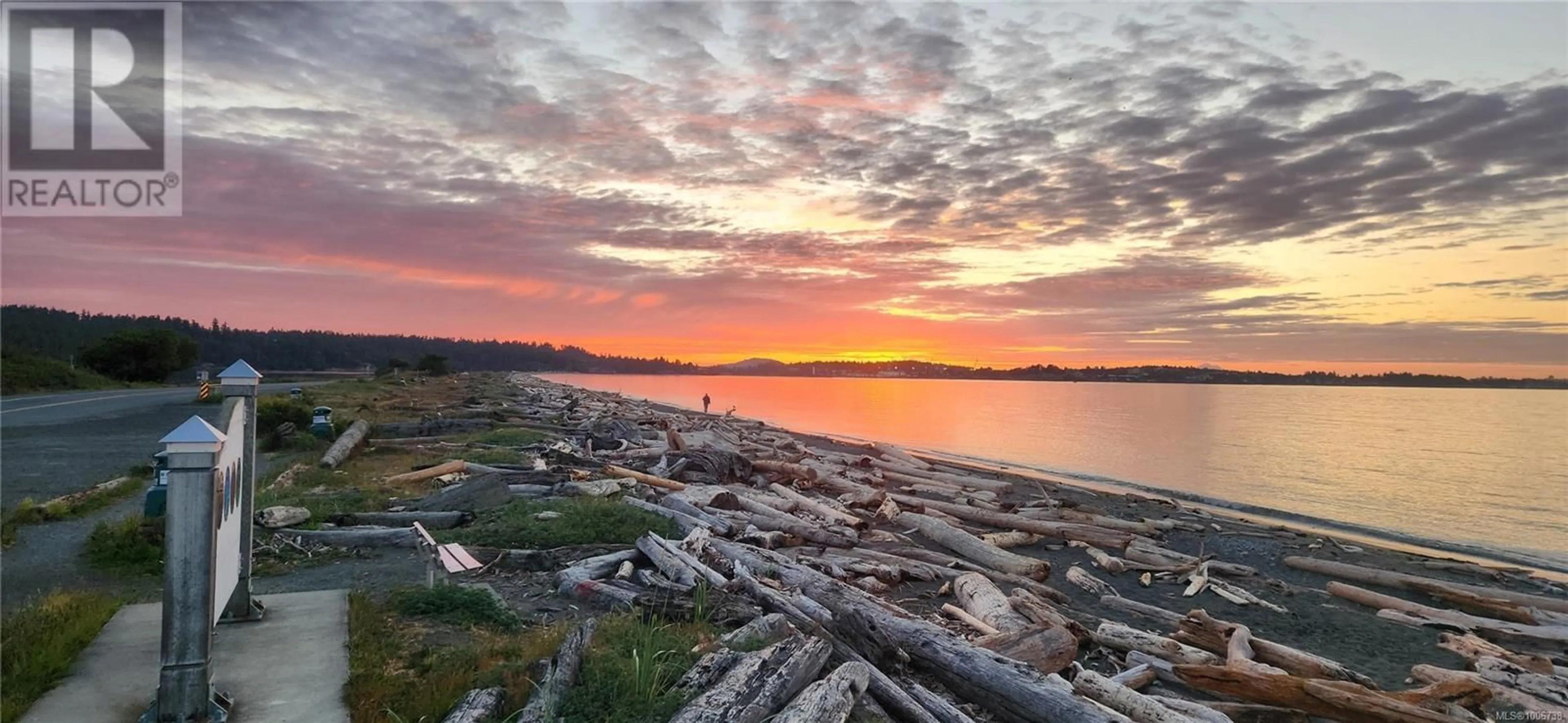 Unknown for 192A LAGOON ROAD, Colwood British Columbia V9C1S9
