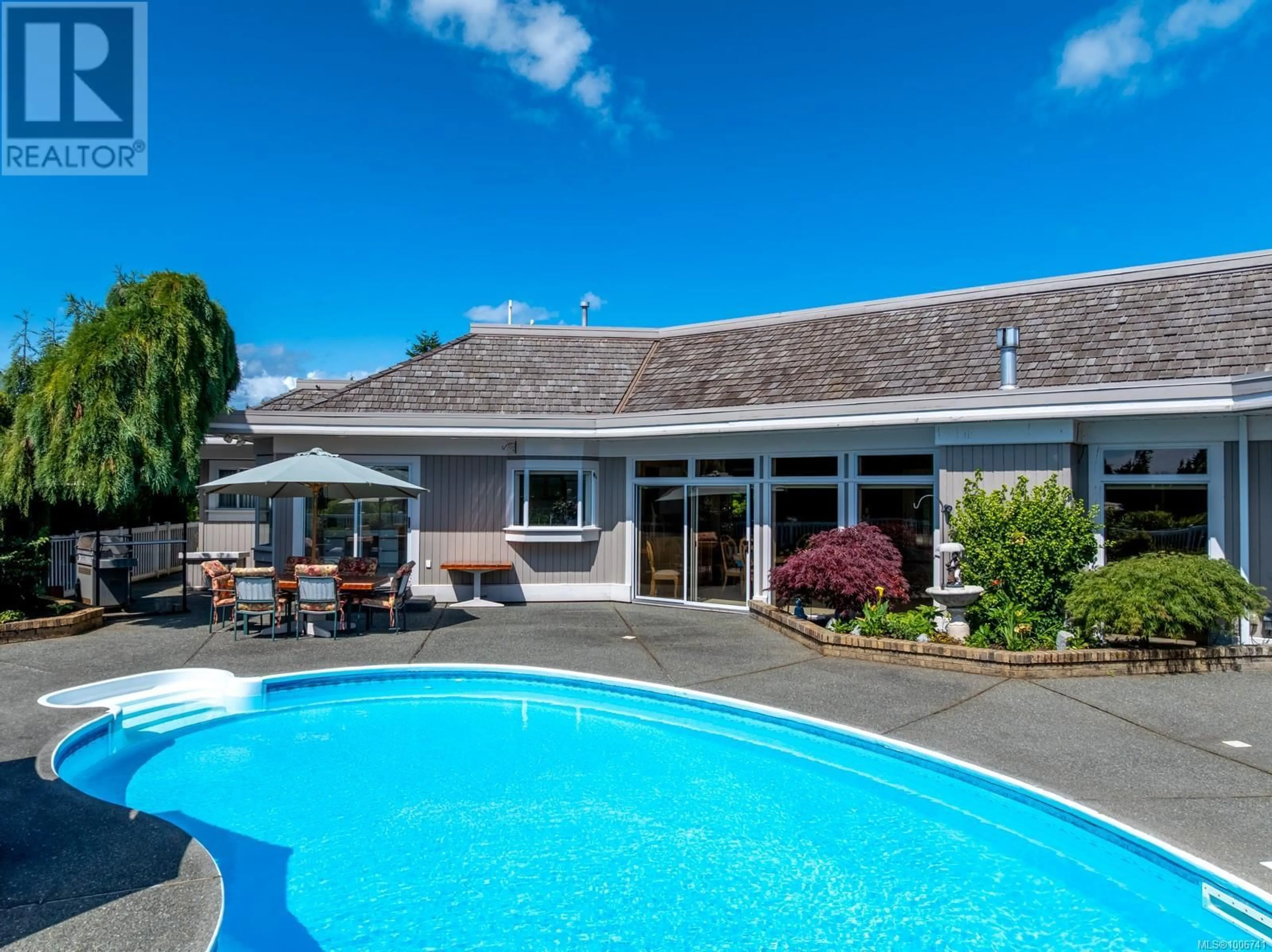 Pool for 730 REGENCY PLACE, Courtenay British Columbia V9N8R5