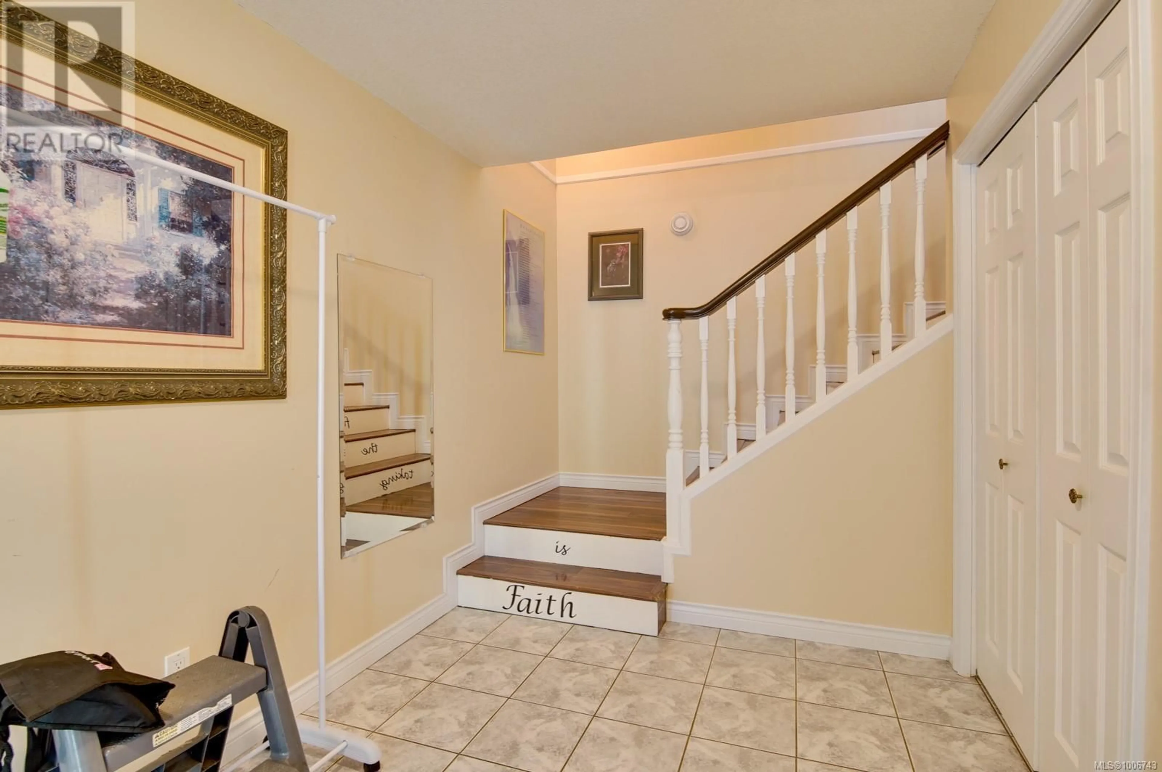 Indoor entryway for 4547 WELLINGTON AVENUE, Port Alberni British Columbia V9Y7L4