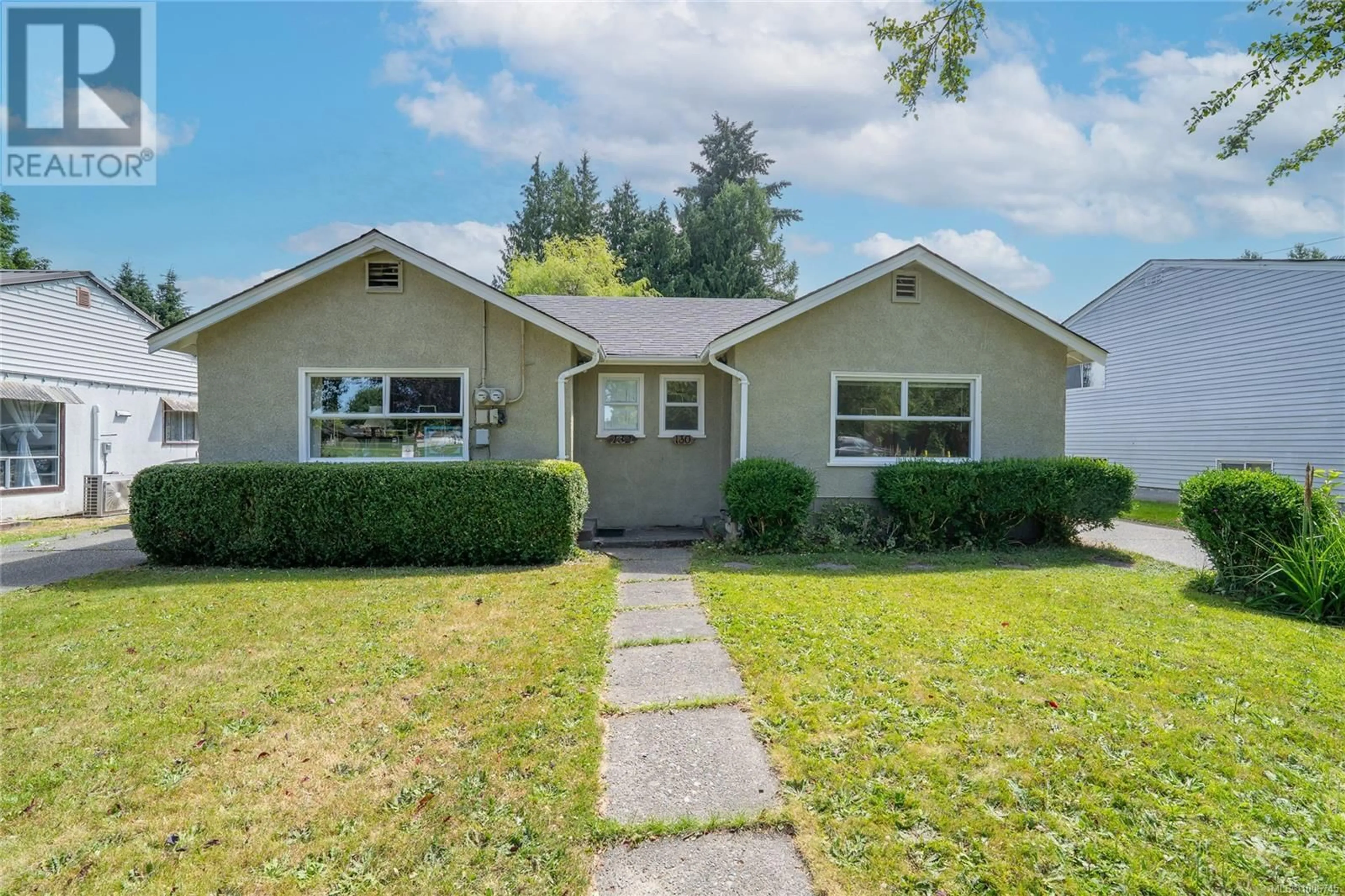 Home with vinyl exterior material, street for 130 & 132 BEECH AVENUE, Duncan British Columbia V9L3J2