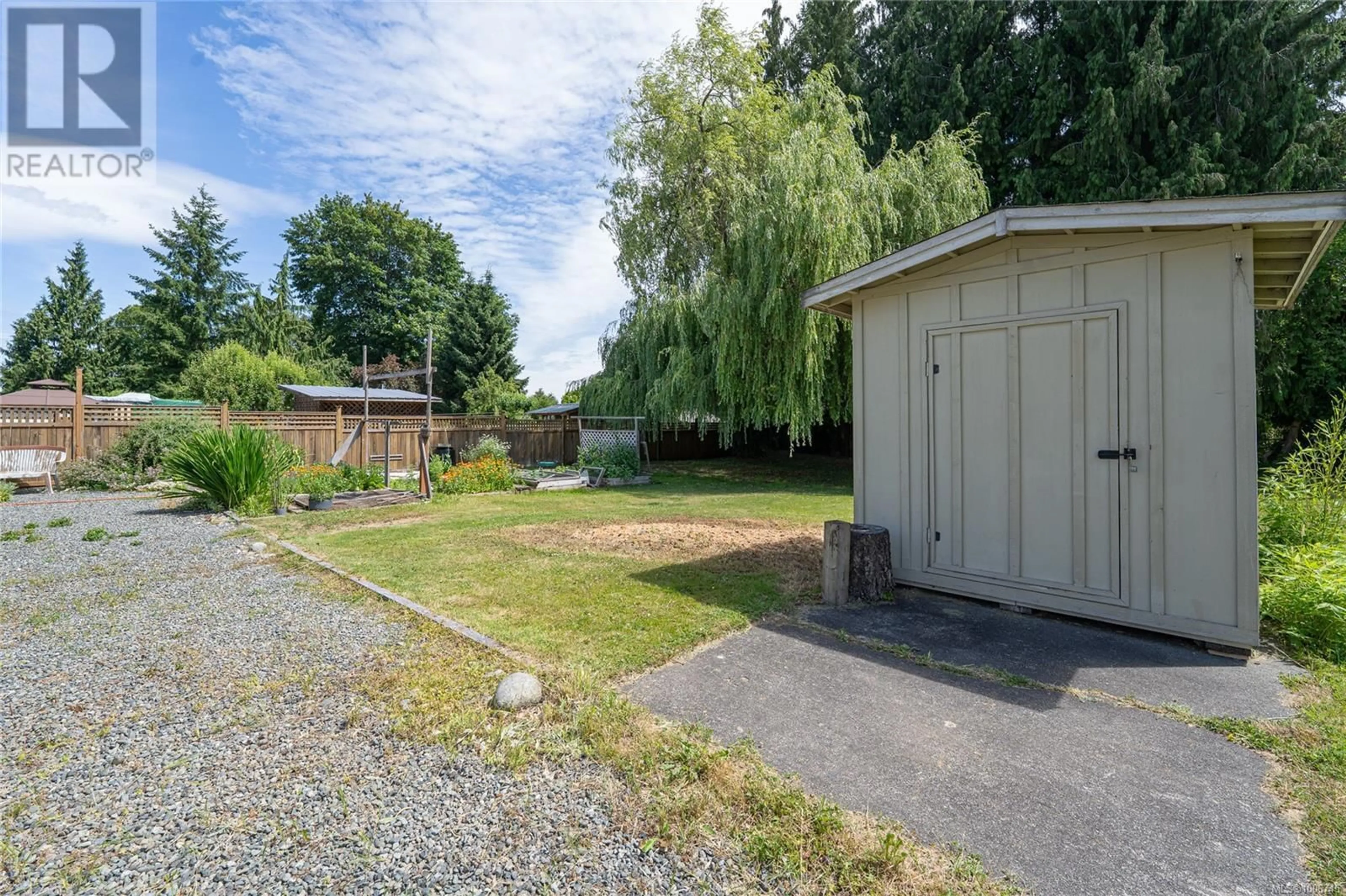Shed for 130 & 132 BEECH AVENUE, Duncan British Columbia V9L3J2