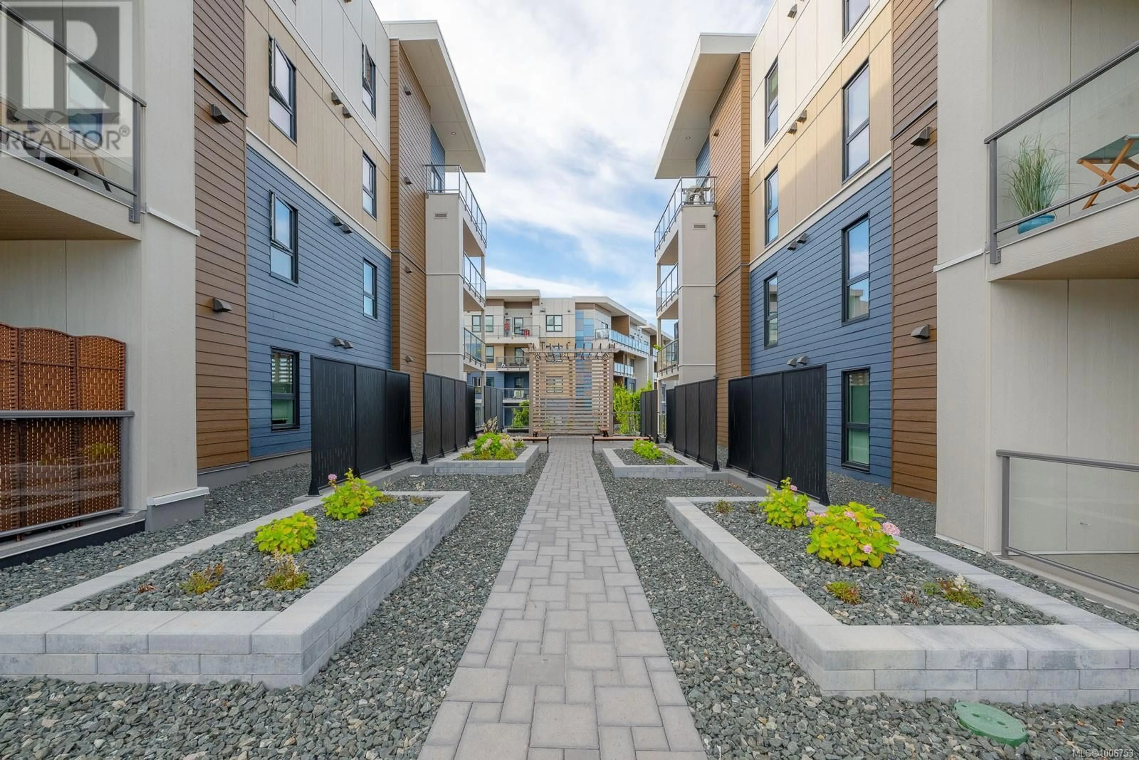 Patio, street for 406 - 140 JENSEN AVENUE WEST, Parksville British Columbia V9P0H7