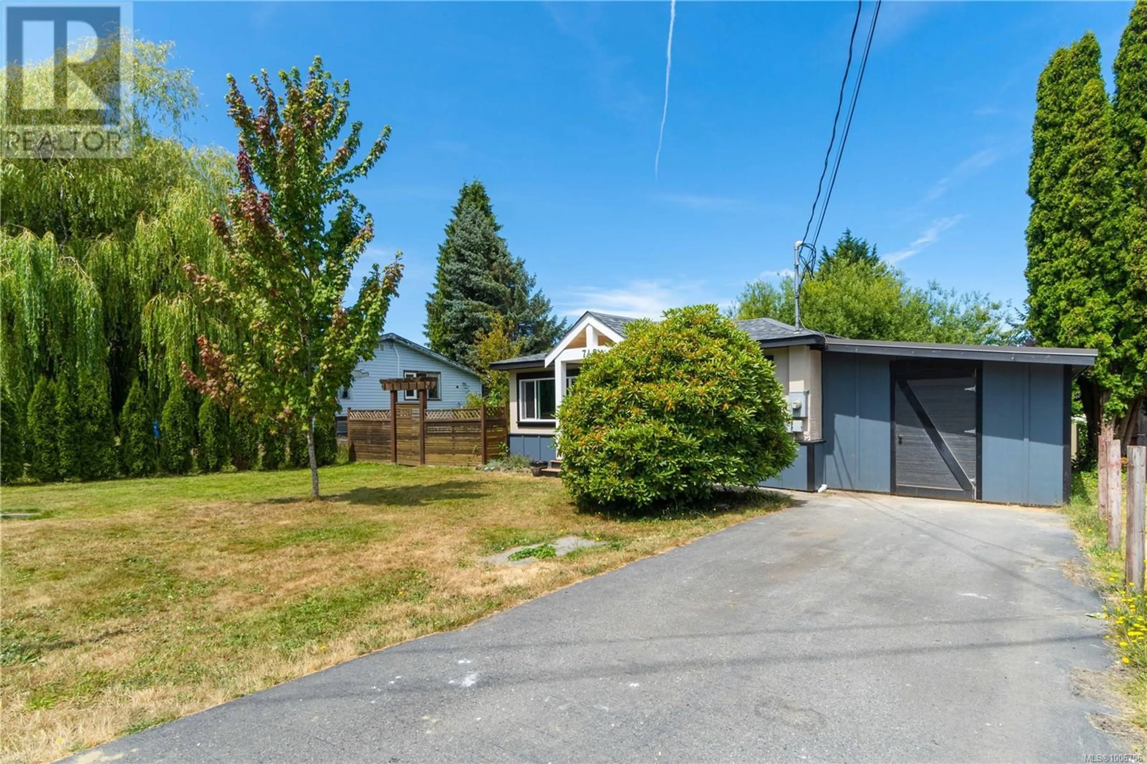 Unknown for 740 OAKLEY STREET, Nanaimo British Columbia V9S1Z8