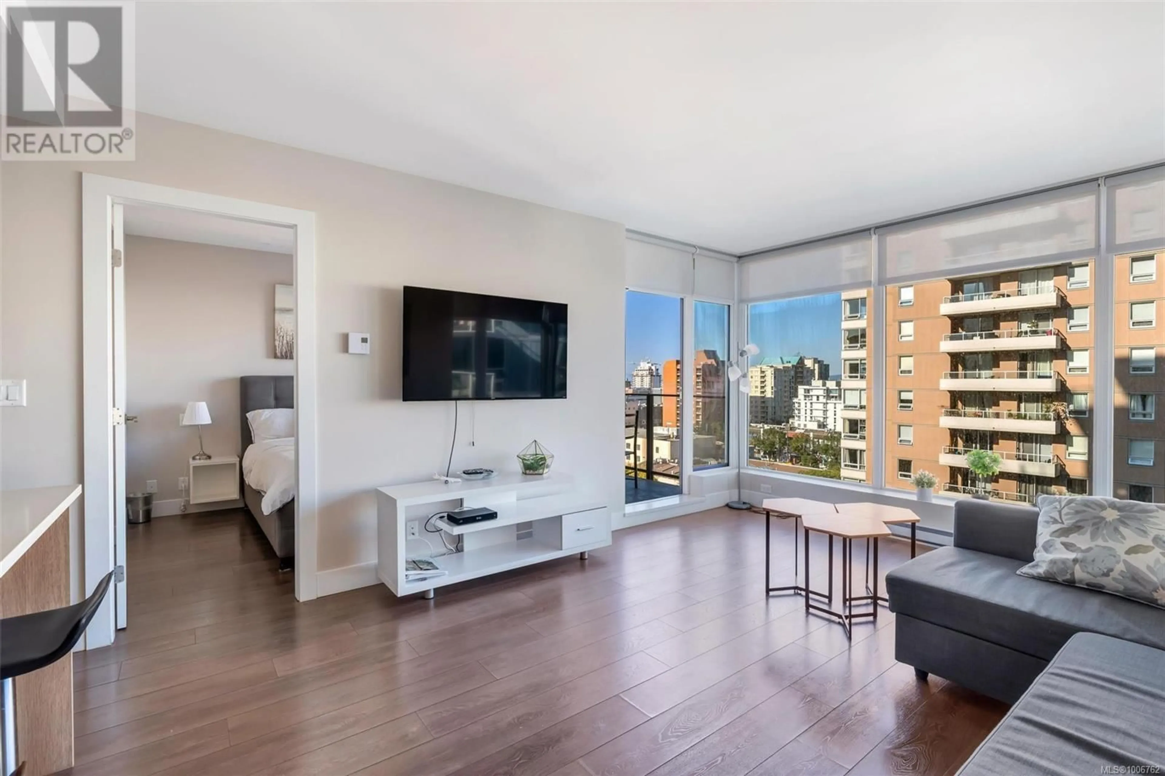 Living room with furniture, unknown for 905 - 960 YATES STREET, Victoria British Columbia V8V3M3