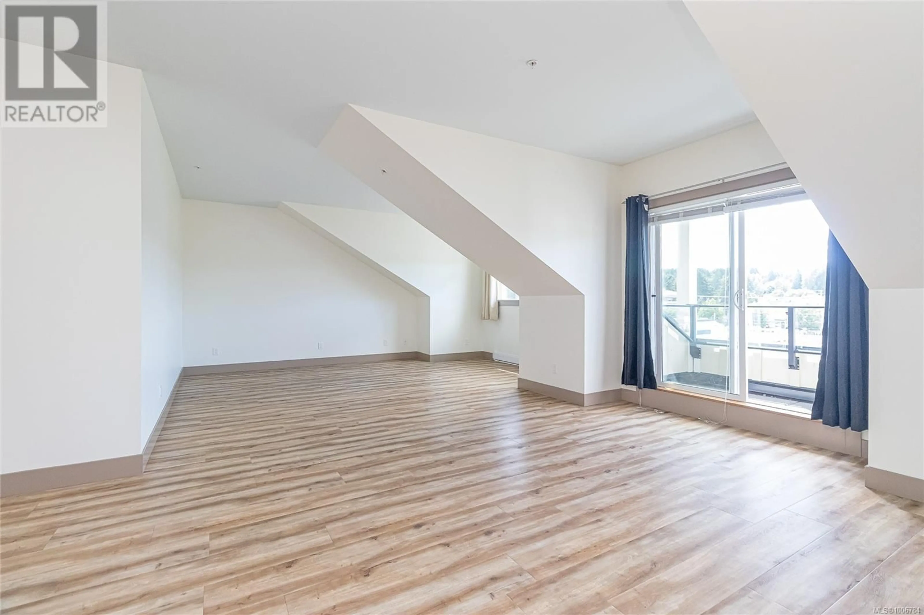 A pic of a room for 402 - 5822 GARDEN STREET, Duncan British Columbia V9L3V9