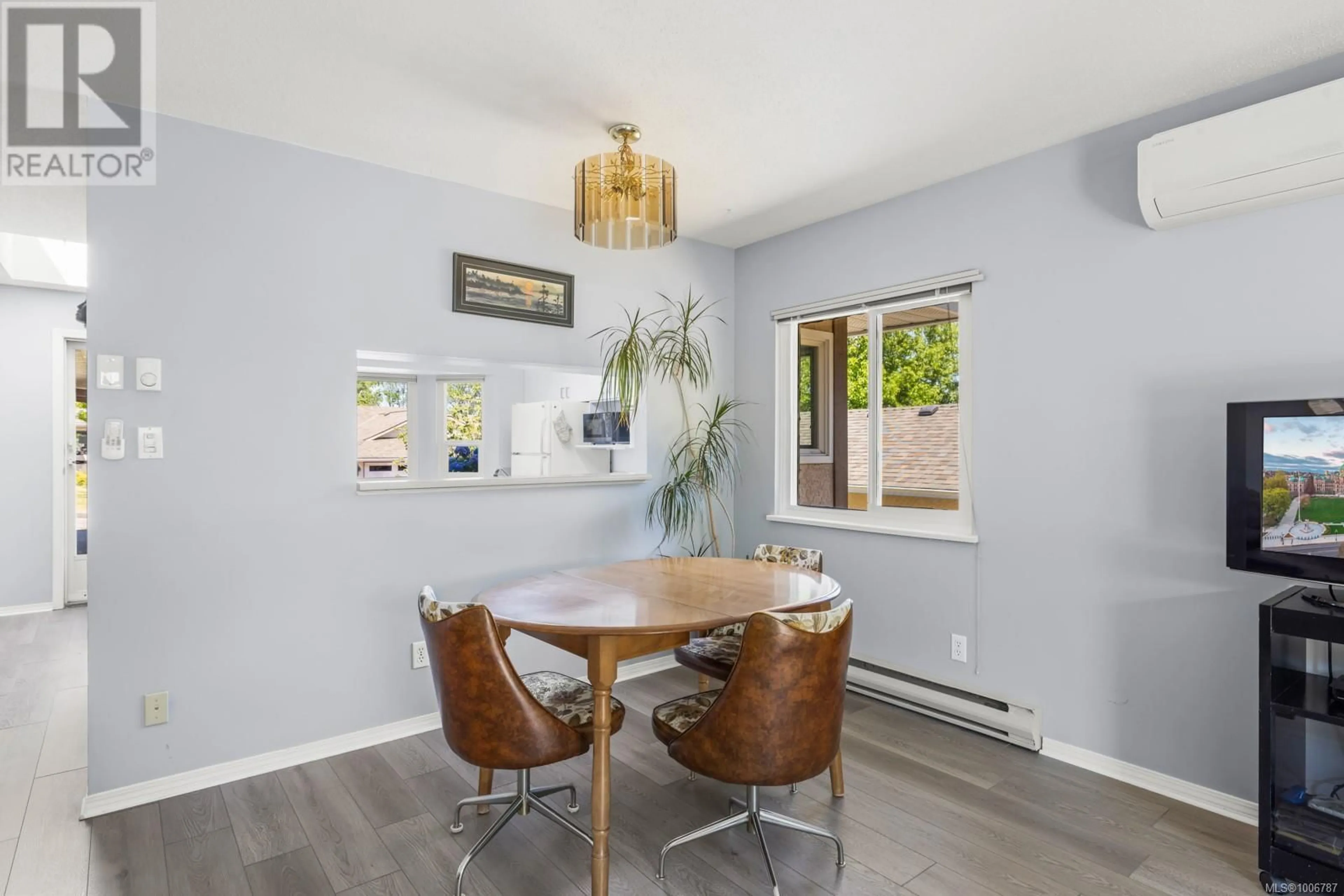 Dining room, unknown for 17 - 4120 INTERURBAN ROAD, Saanich British Columbia V8Z6W7