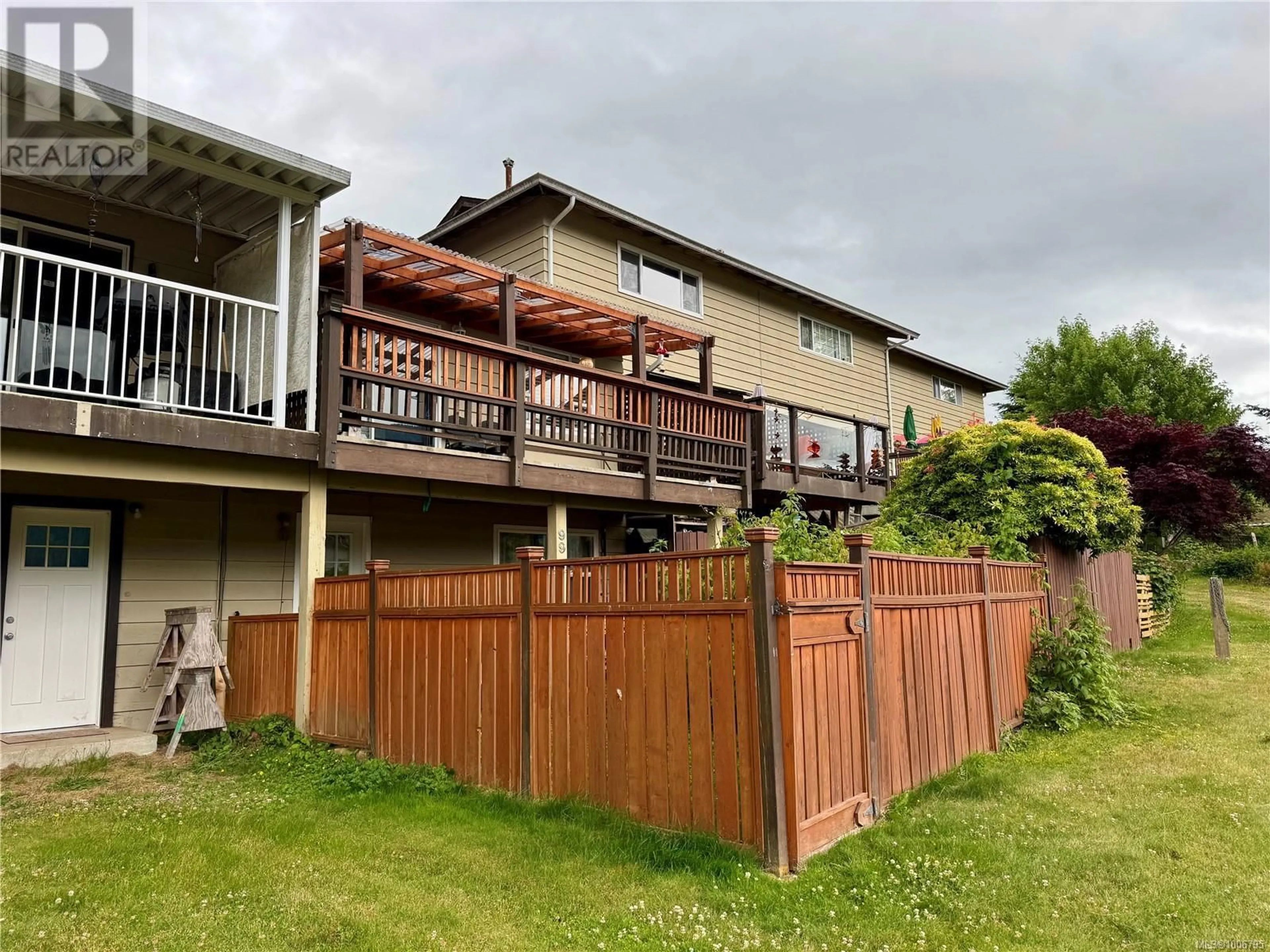 Patio, unknown for 99 MCKAY CRESCENT, Port Alice British Columbia V0N2N0