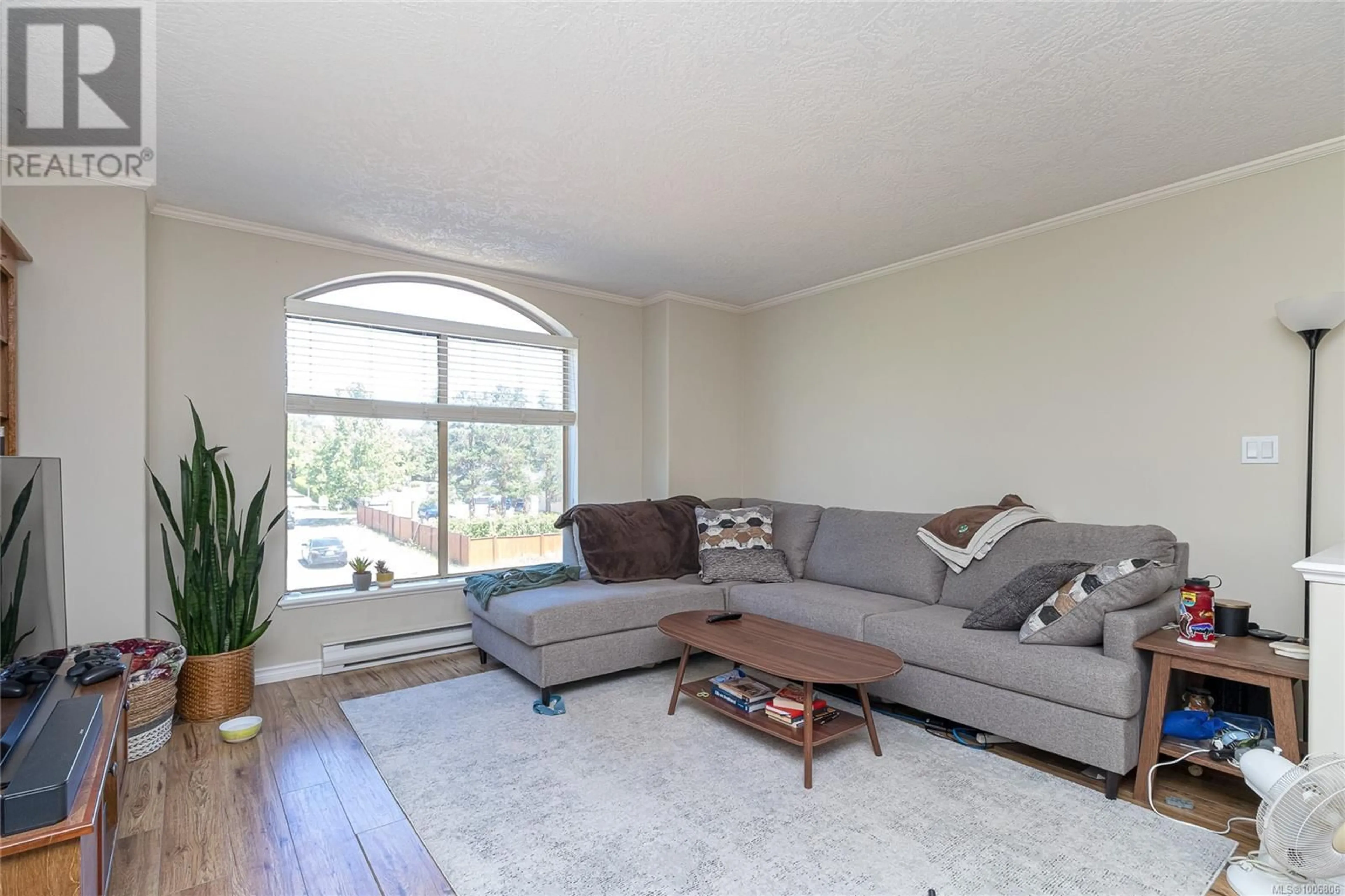 Living room with furniture, unknown for 1151 CHERRY ROAD, Saanich British Columbia V8Z7G3