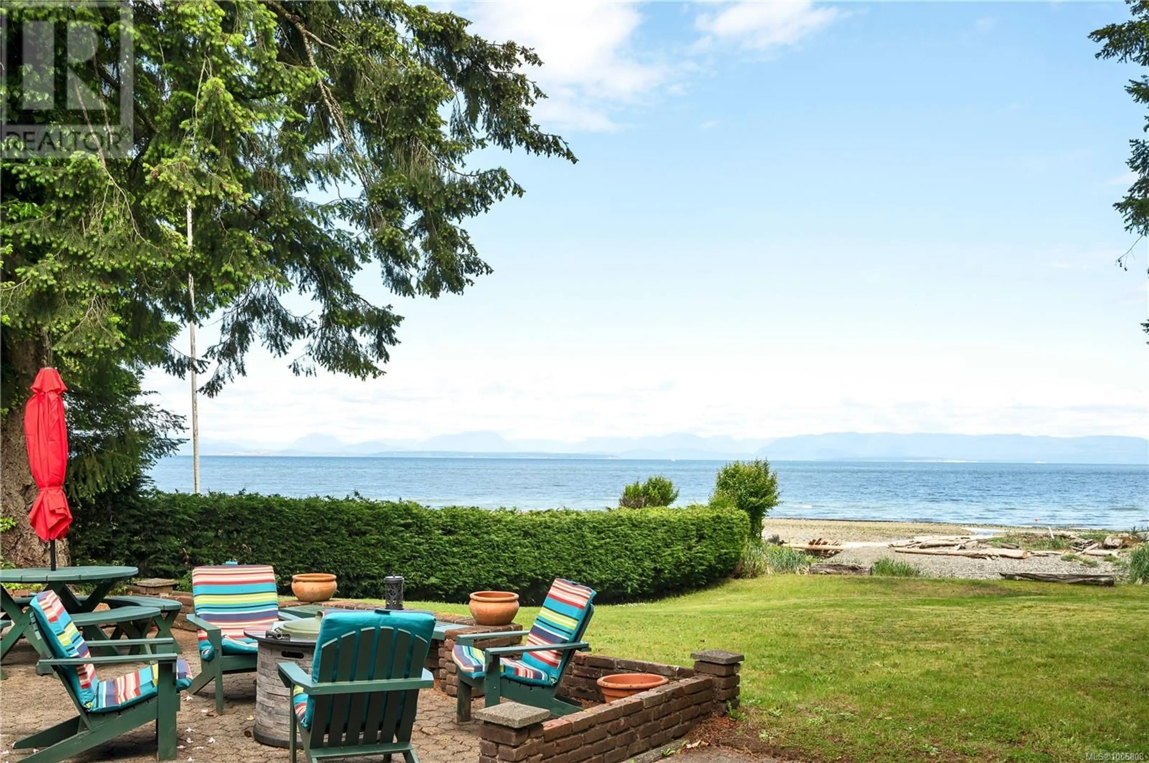 Patio, water/lake/river/ocean view for 1396 SEAVIEW ROAD, Black Creek British Columbia V9J1J7