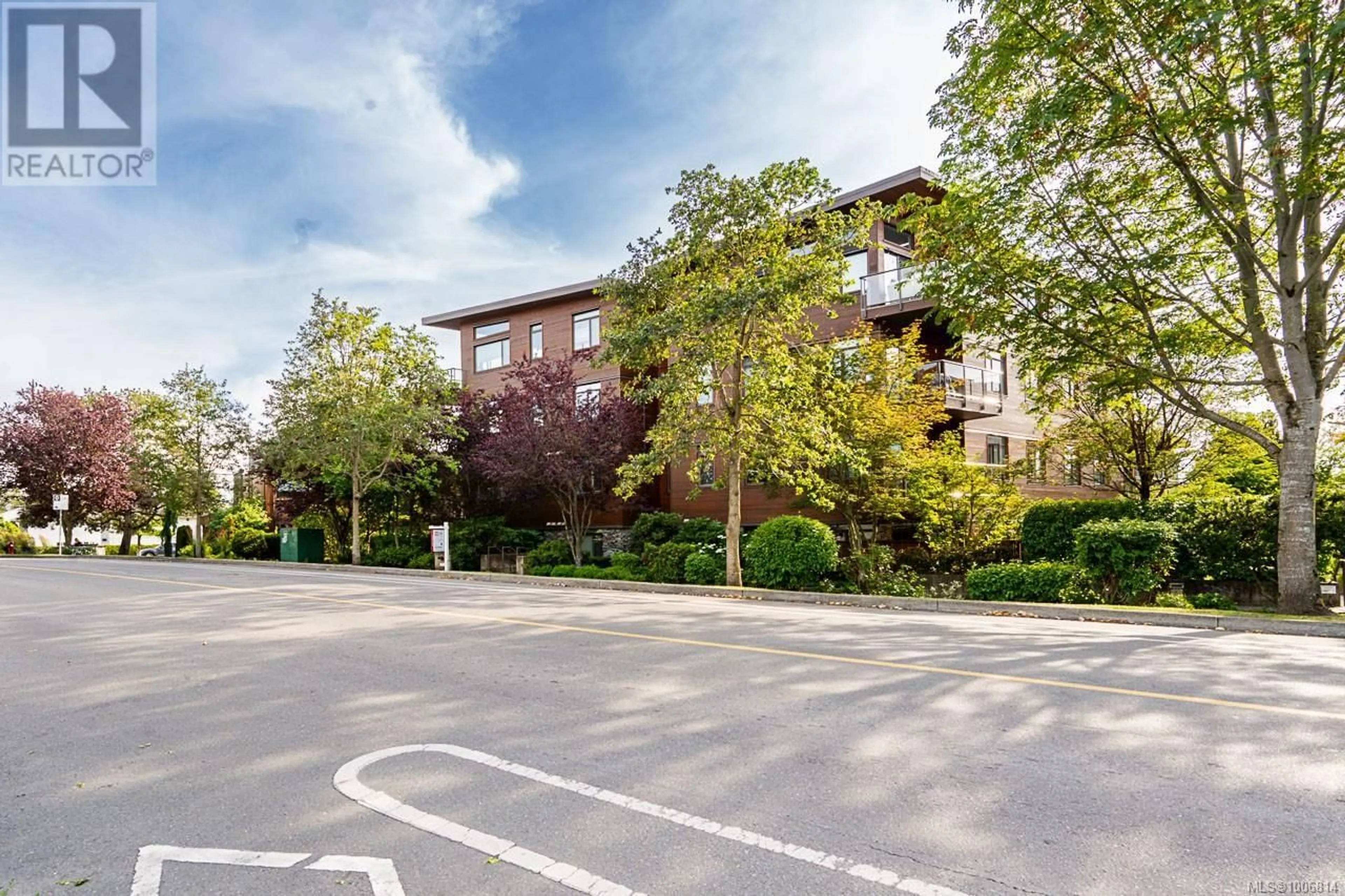 Unknown for 201 - 3610 RICHMOND ROAD, Saanich British Columbia V8P4R5