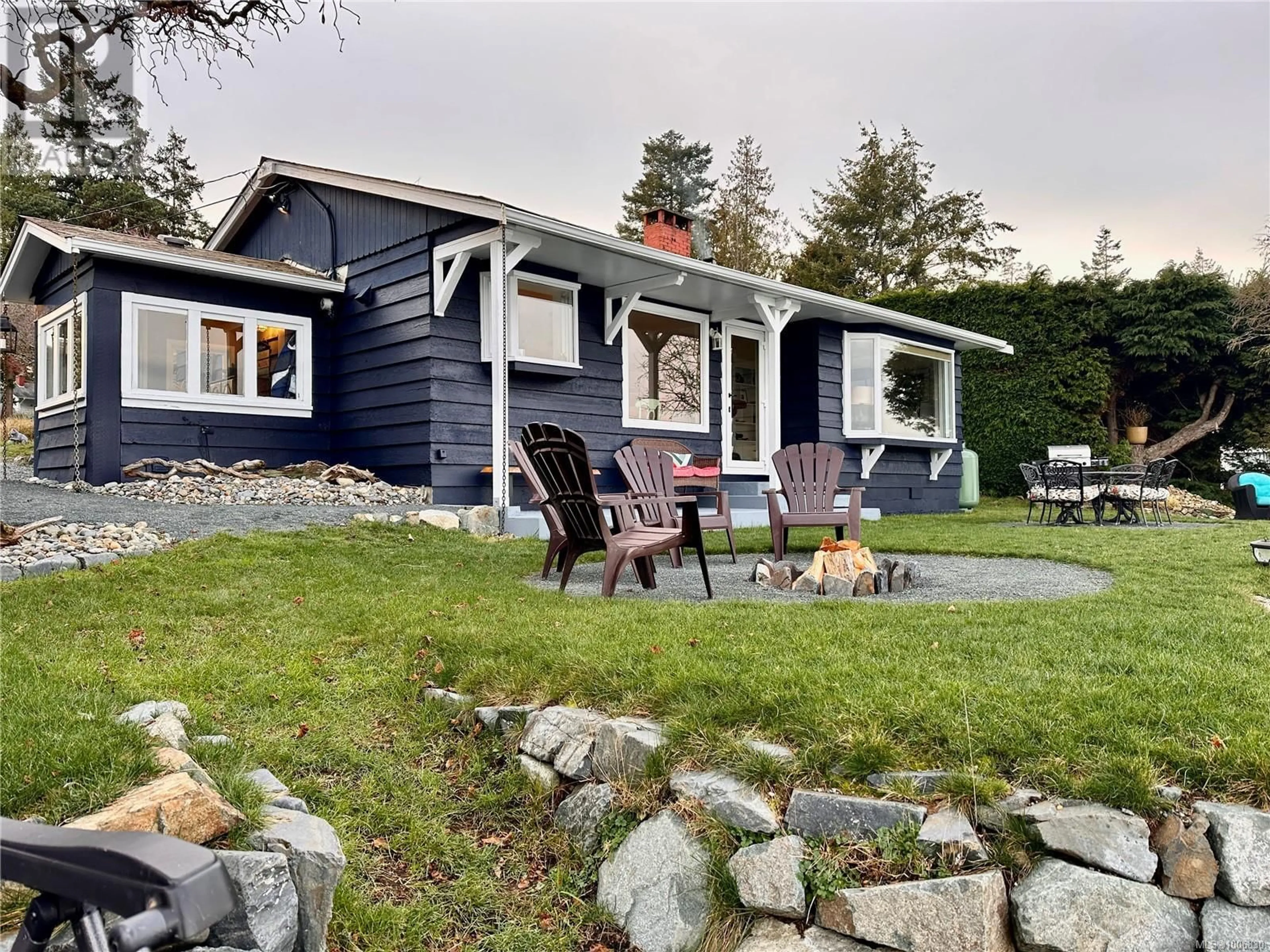 Home with vinyl exterior material, street for 1412 REEF ROAD, Nanoose Bay British Columbia V9P9B9