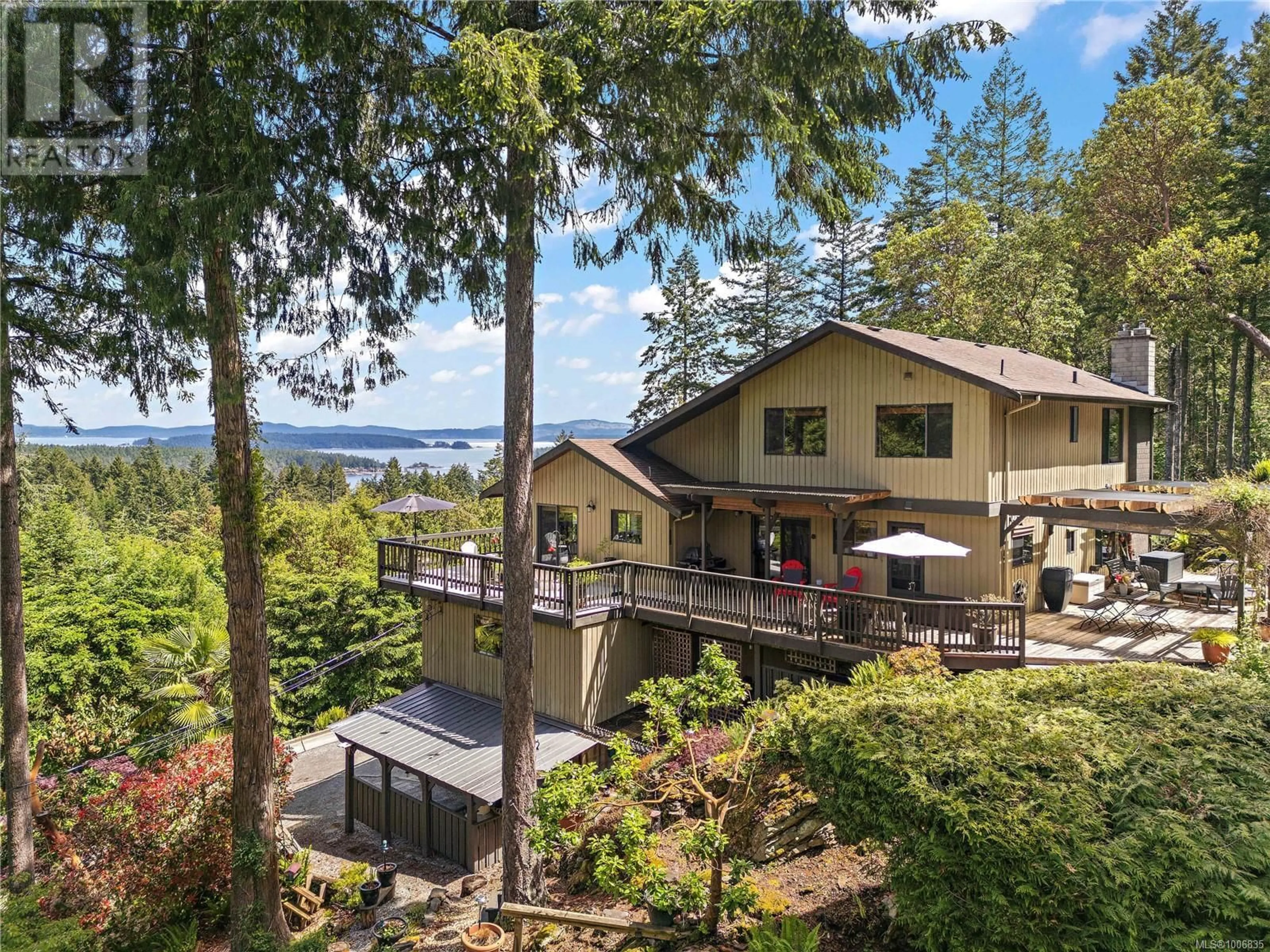 A pic from outside/outdoor area/front of a property/back of a property/a pic from drone, water/lake/river/ocean view for 1595 EAGLE WAY, North Saanich British Columbia V8L5S3