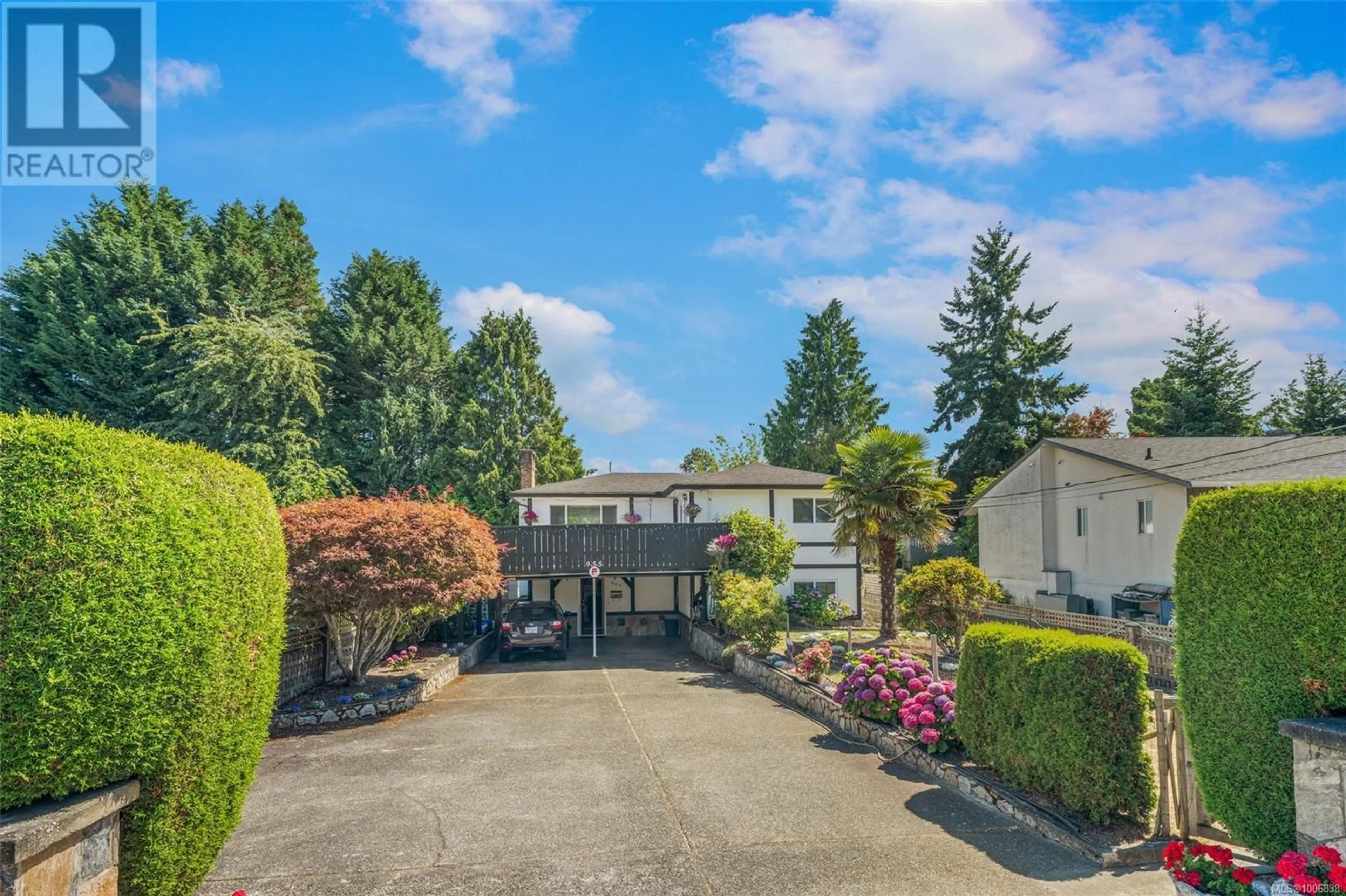 Unknown for 955 TATTERSALL DRIVE, Saanich British Columbia V8X2X1