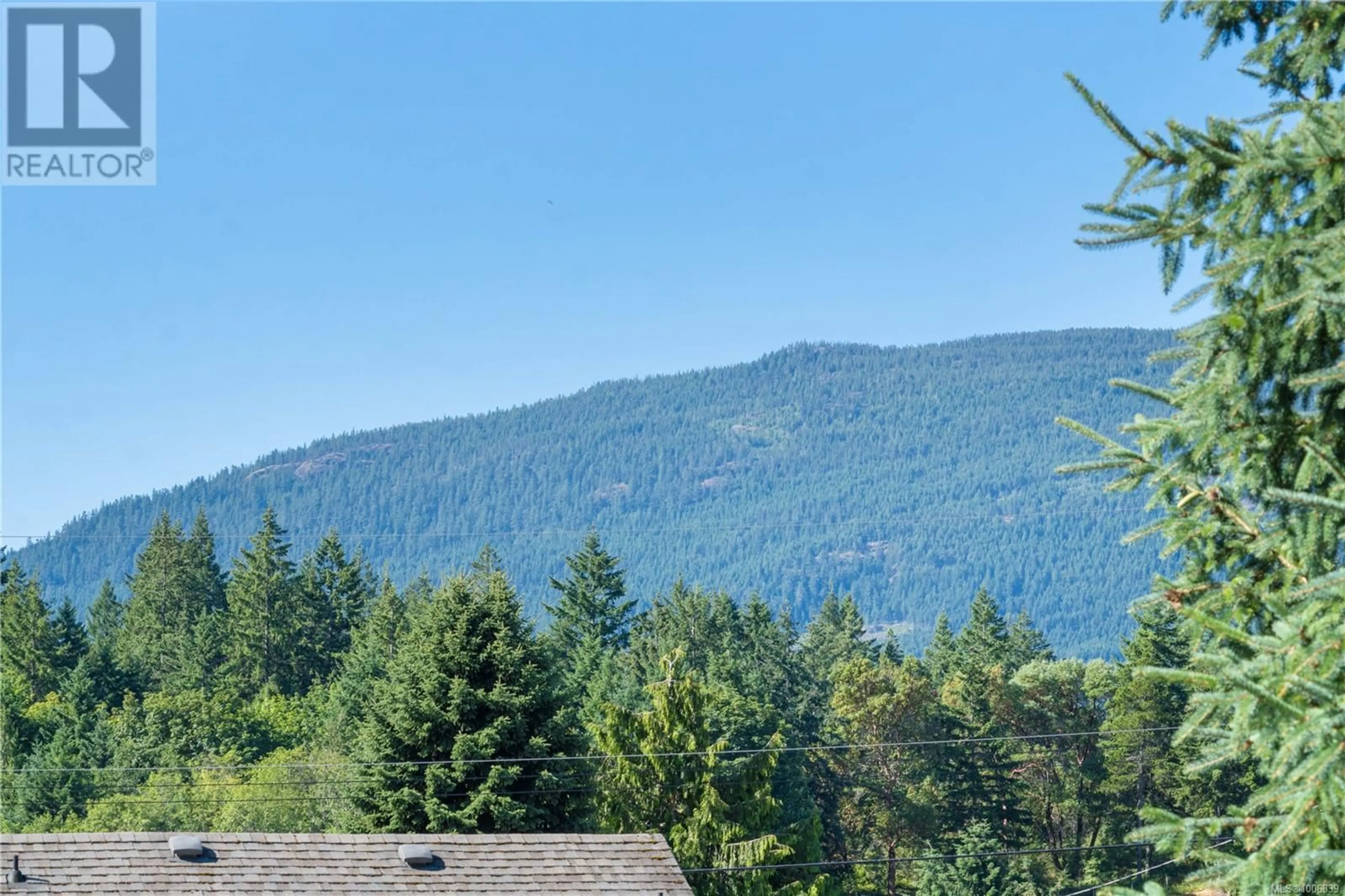 Patio, forest/trees view for 2479 ROSSTOWN ROAD, Nanaimo British Columbia V9T3R6