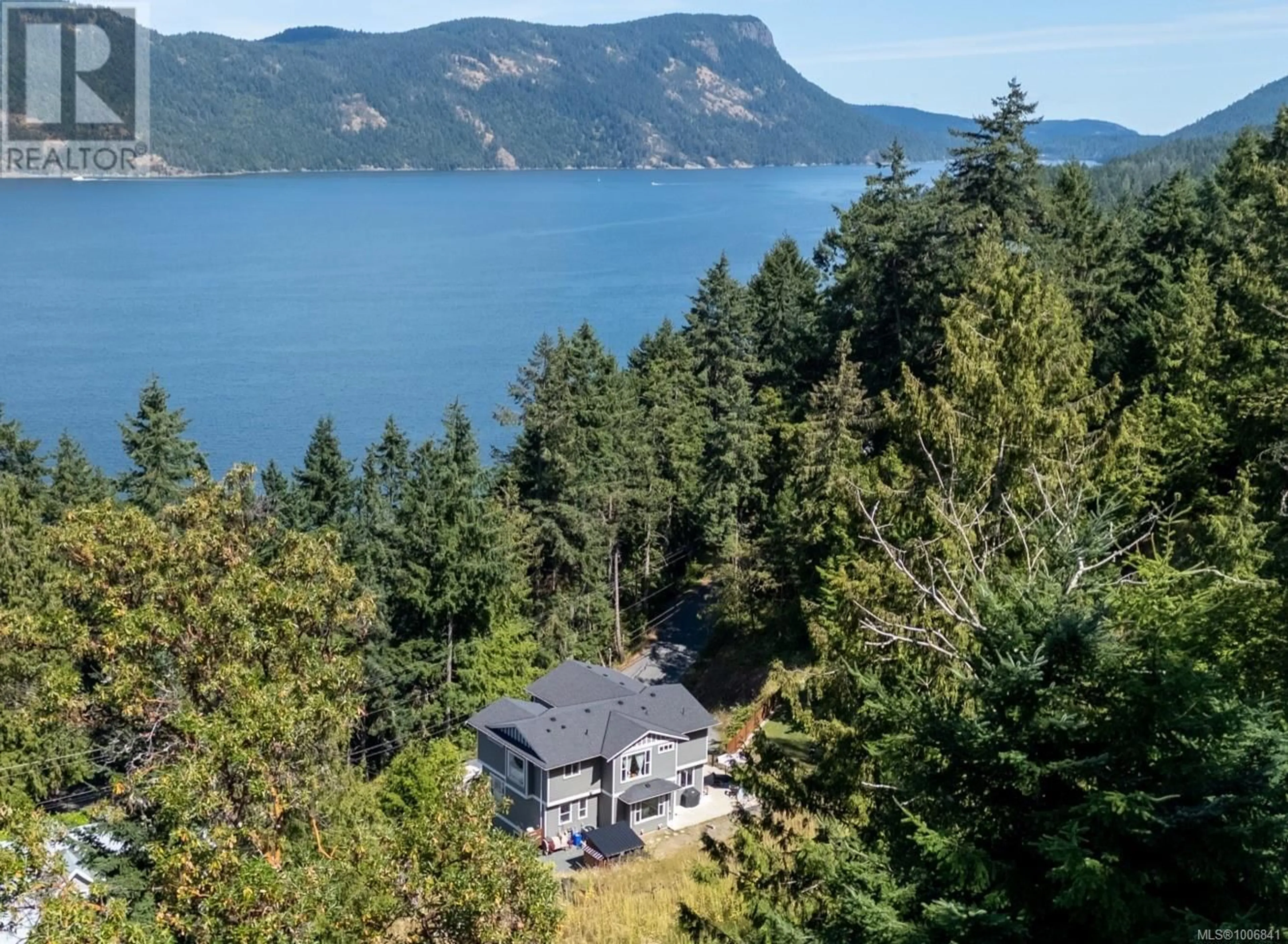 A pic from outside/outdoor area/front of a property/back of a property/a pic from drone, water/lake/river/ocean view for 6634 CHISHOLM TRAIL, Duncan British Columbia V9L5X9