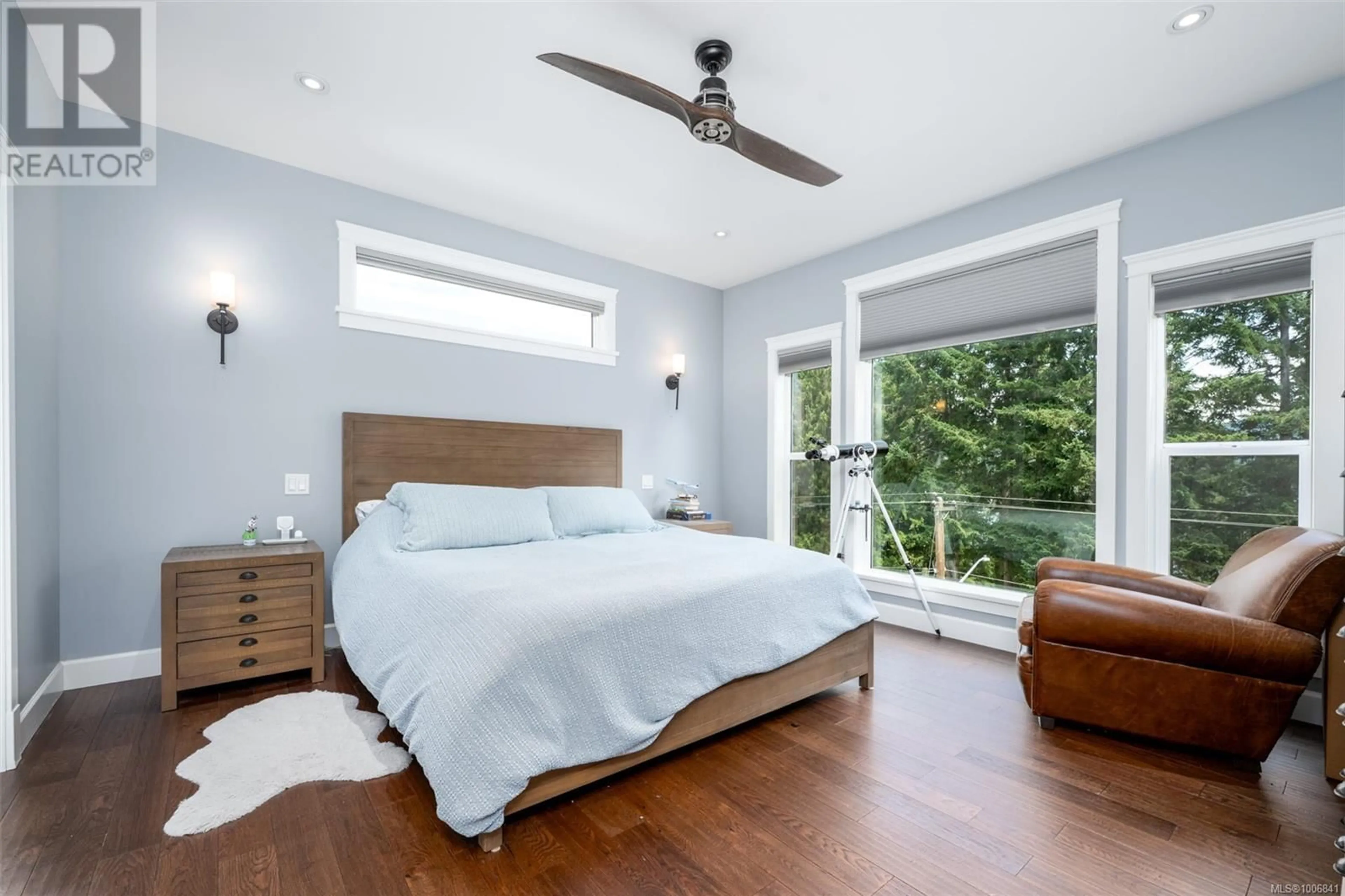 Bedroom with bed, wood/laminate floor for 6634 CHISHOLM TRAIL, Duncan British Columbia V9L5X9