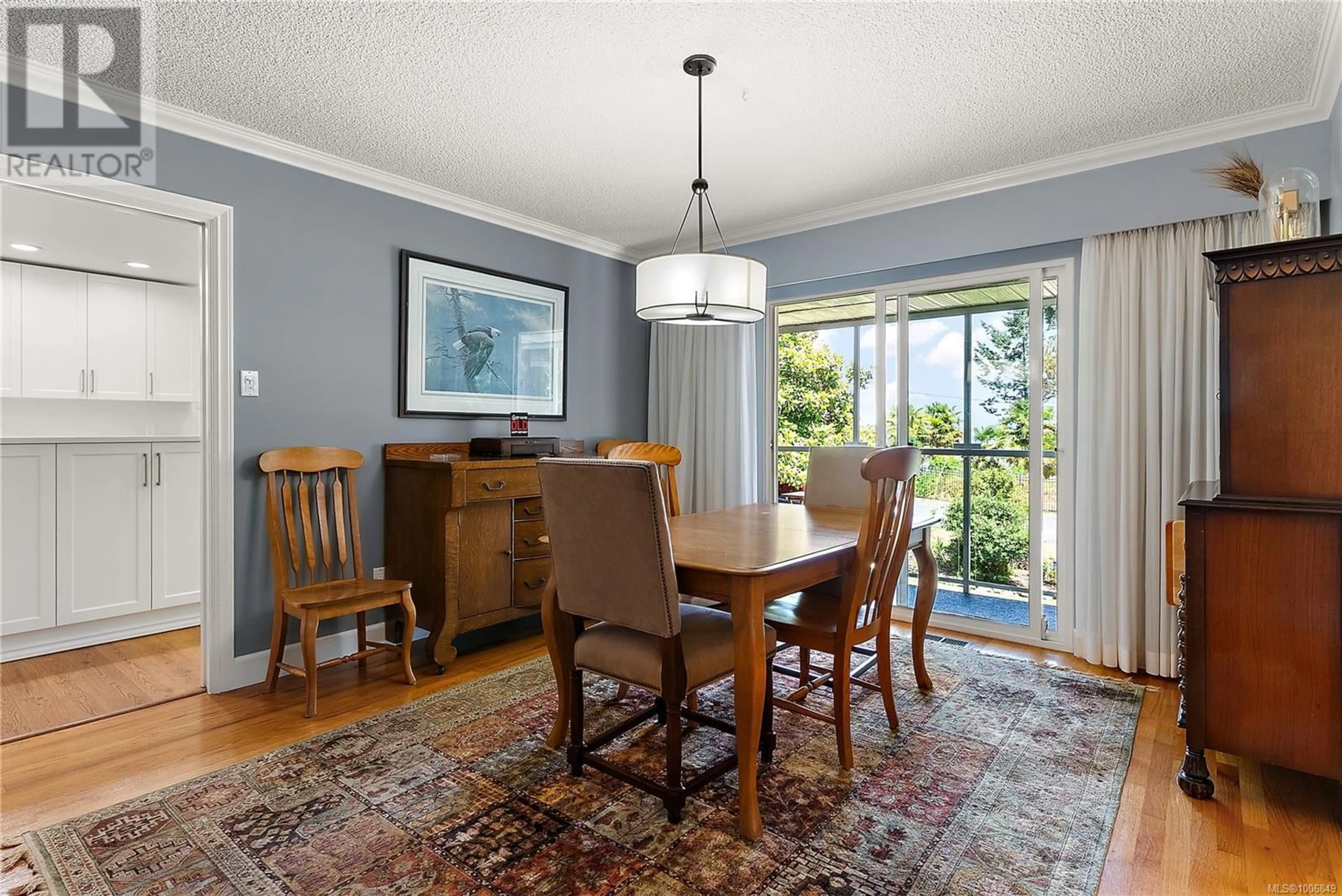 Dining room, wood/laminate floor for 2040 SALEM TERRACE, North Saanich British Columbia V8L5J4