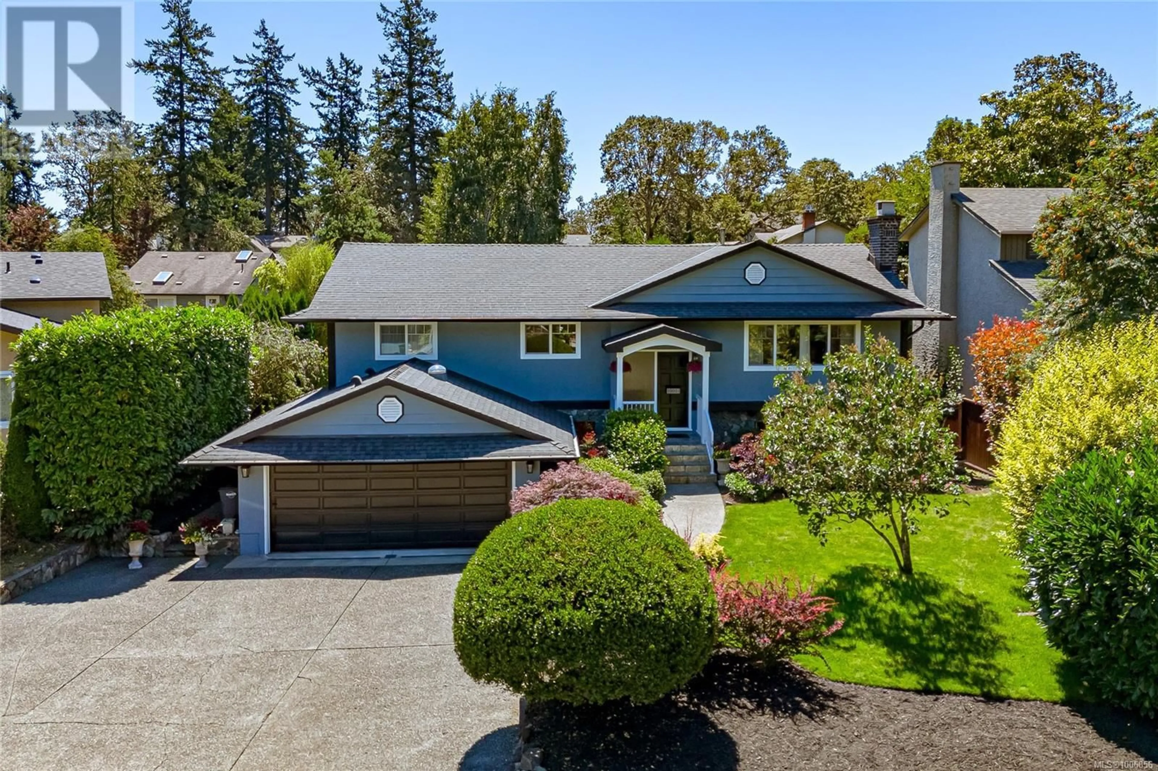 Unknown for 991 LUCAS AVENUE, Saanich British Columbia V8X4H4
