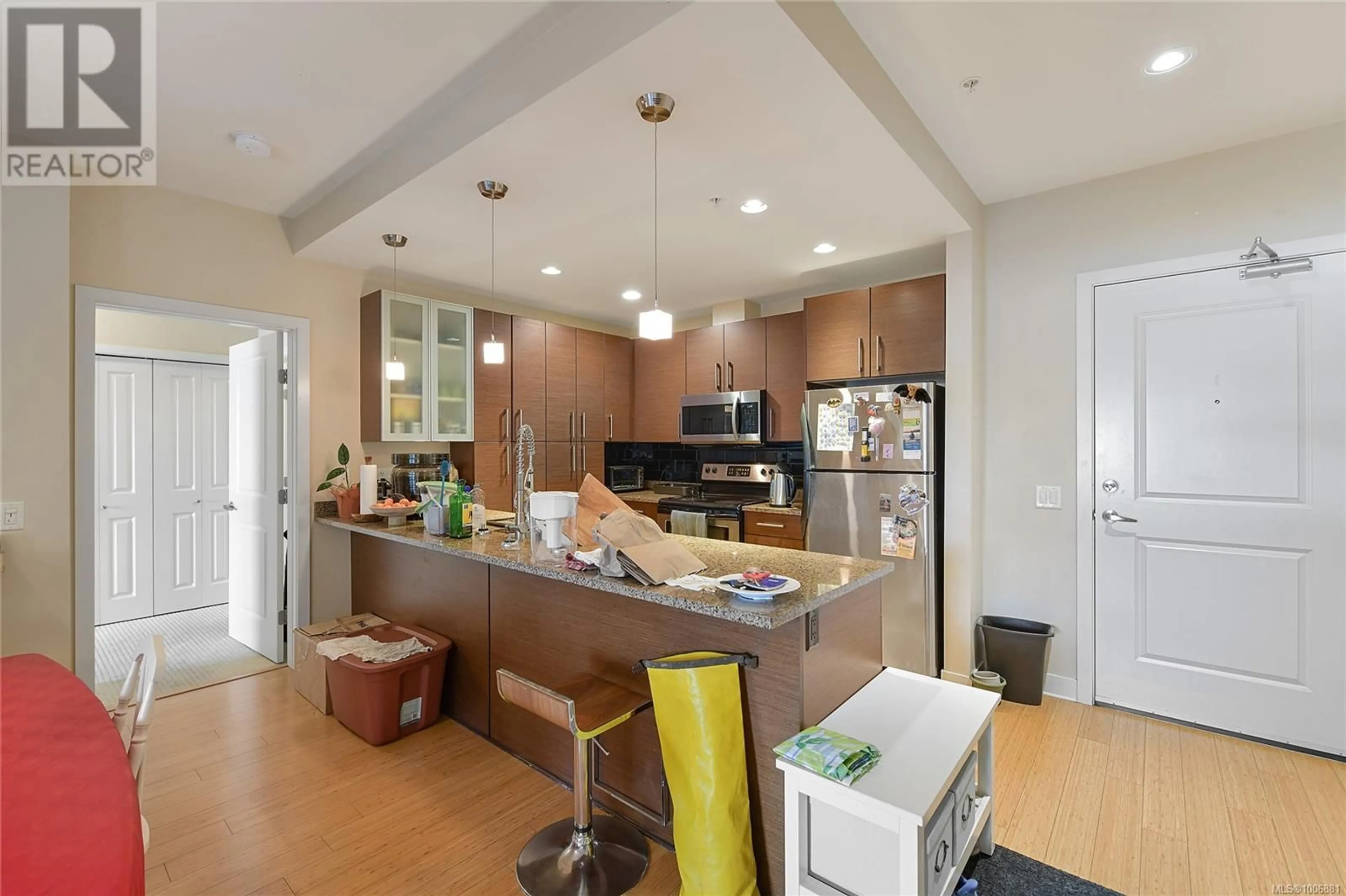 Open concept kitchen, unknown for 208 - 4394 WEST SAANICH ROAD, Saanich British Columbia V8Z0B5