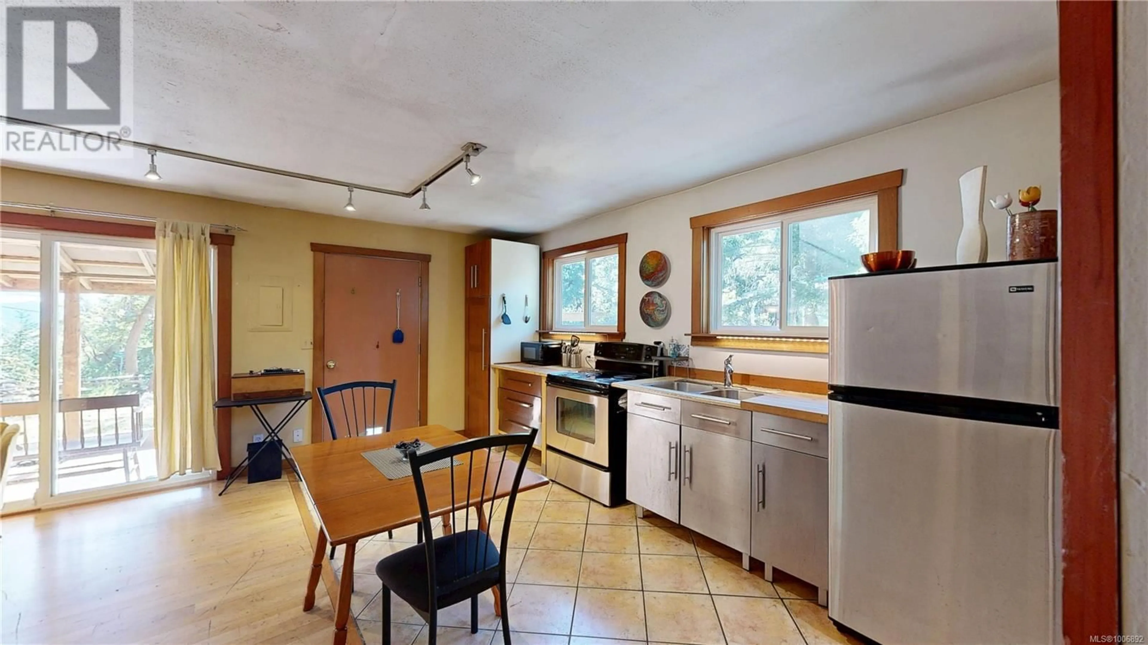 Unknown for 2555 BLUEBACK DRIVE, Gabriola Island British Columbia V0R1X7