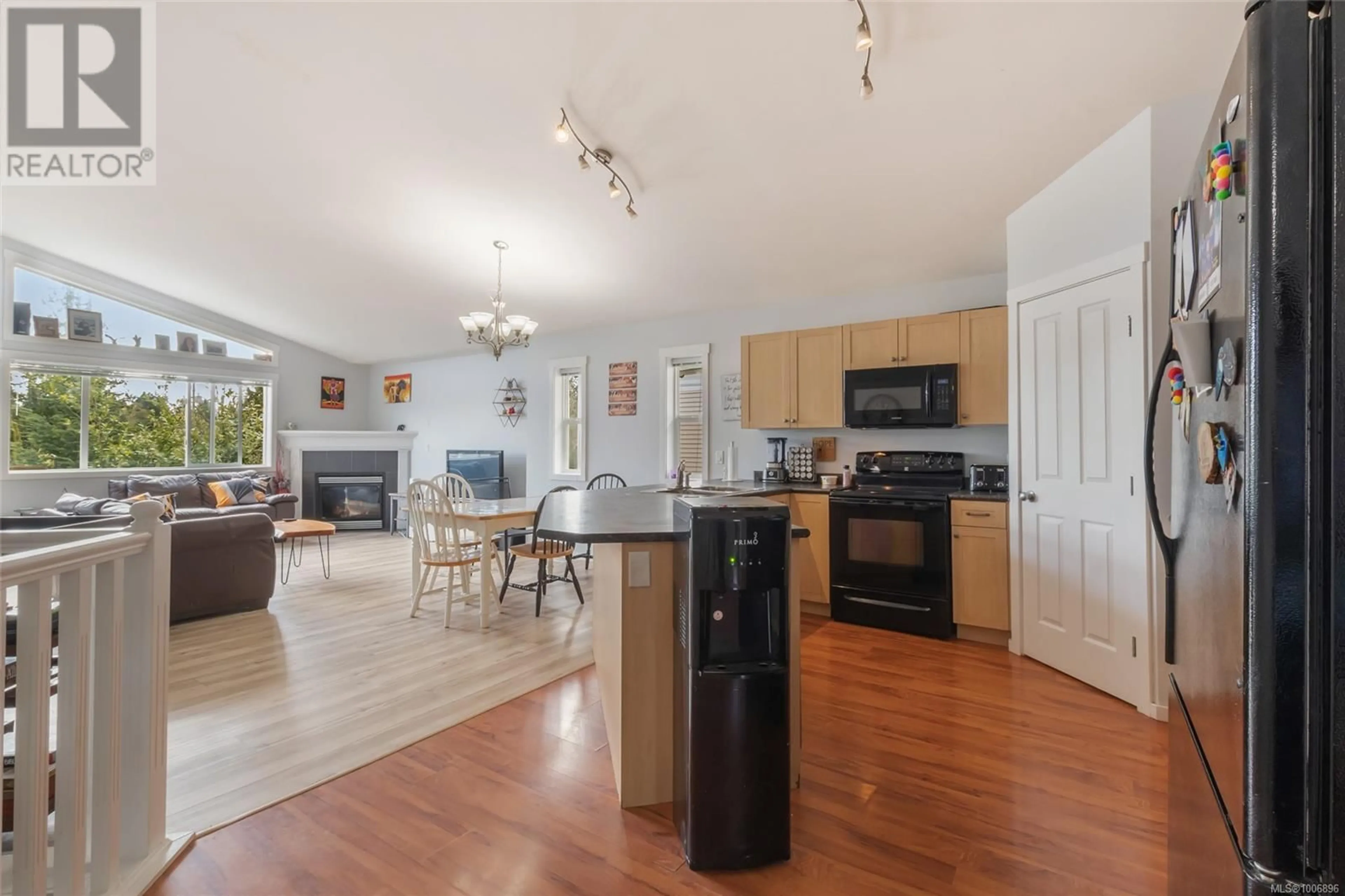 Open concept kitchen, unknown for 645 OAKWOOD ROAD, Ladysmith British Columbia V9G2C1