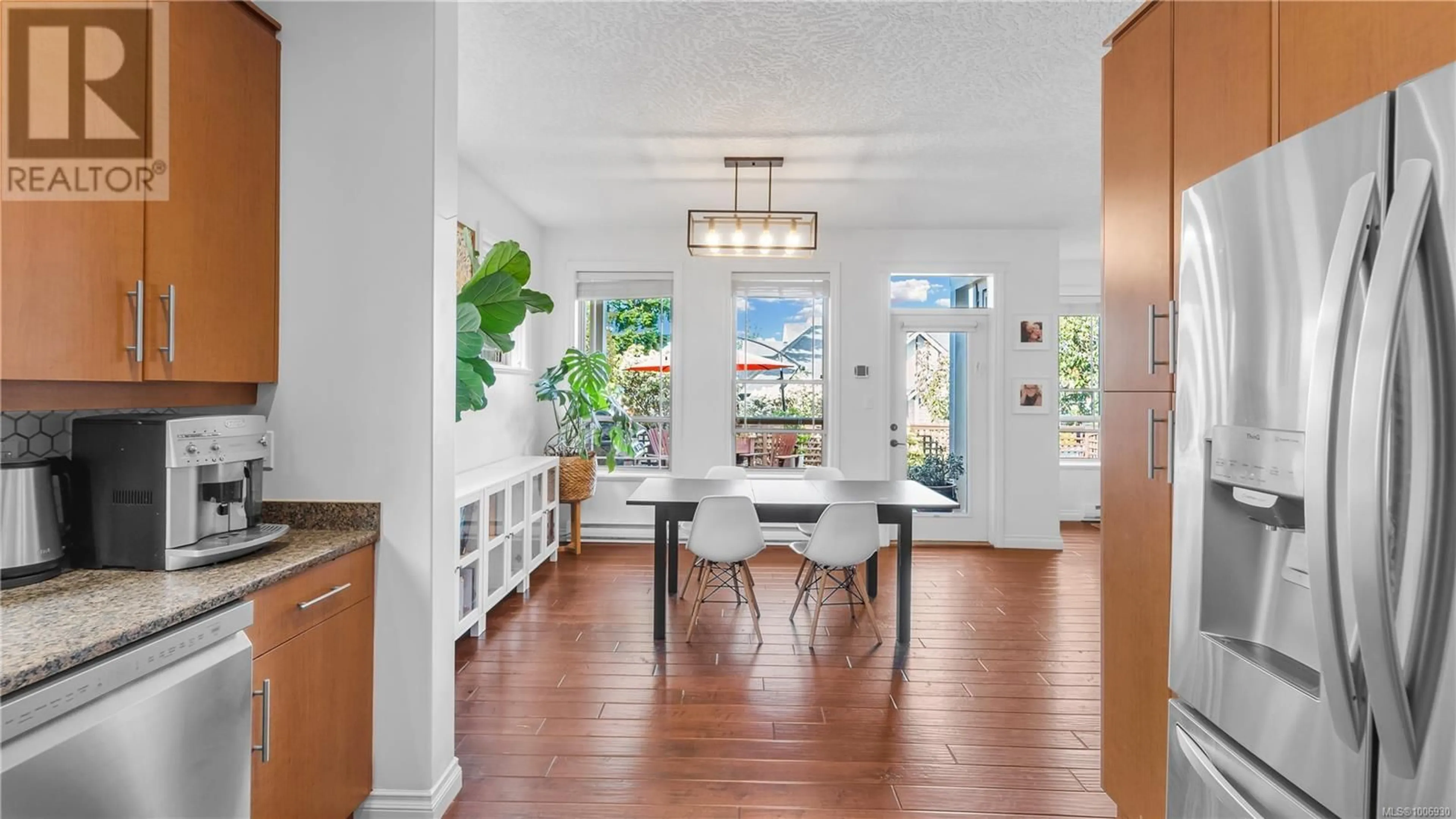 Dining room, ceramic/tile floor for 108 - 6591 ARRANWOOD DRIVE, Sooke British Columbia V9Z0W4