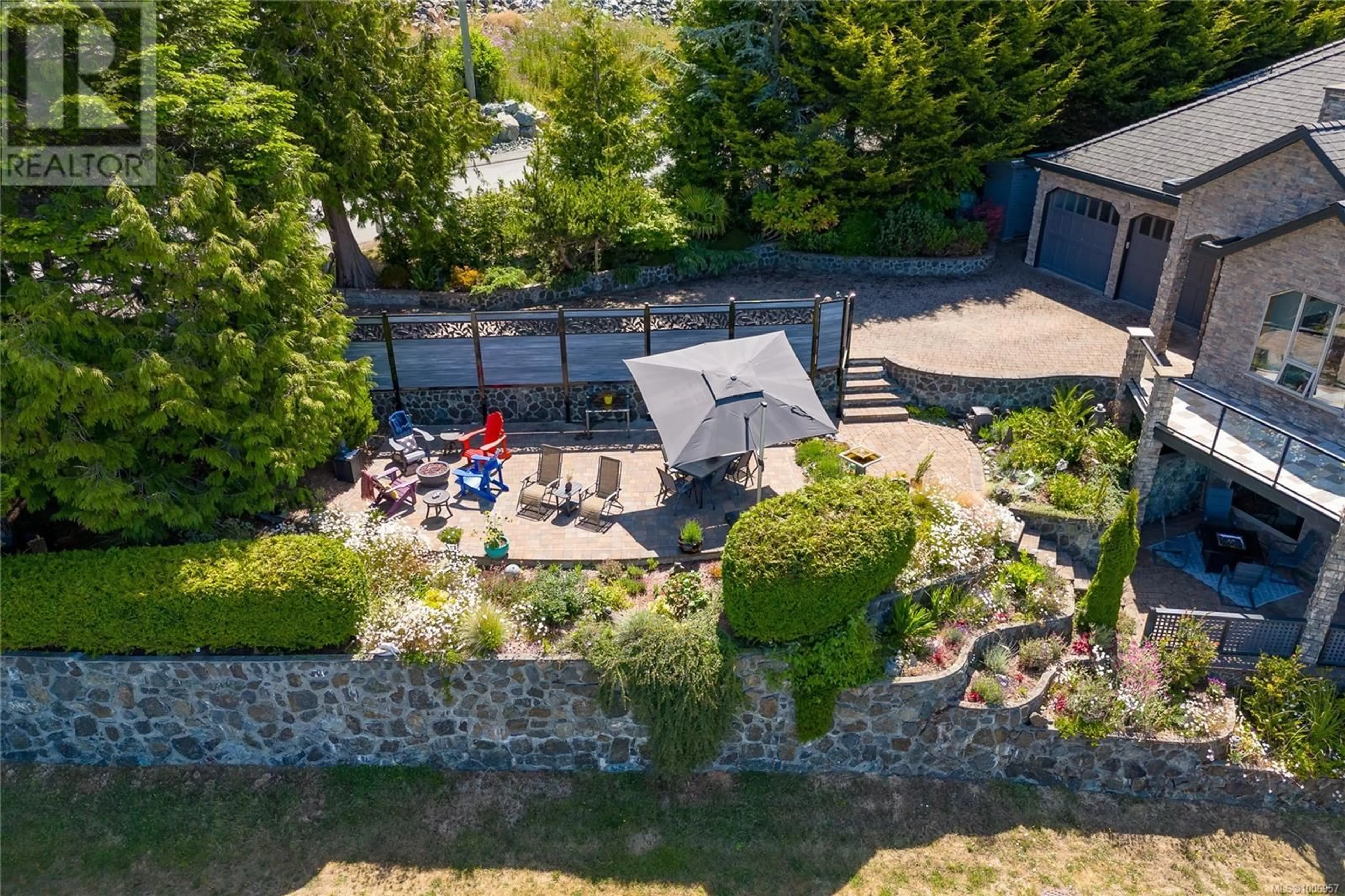 A pic from outside/outdoor area/front of a property/back of a property/a pic from drone, street for 7100 SEA CLIFF ROAD, Sooke British Columbia V9Z1A8