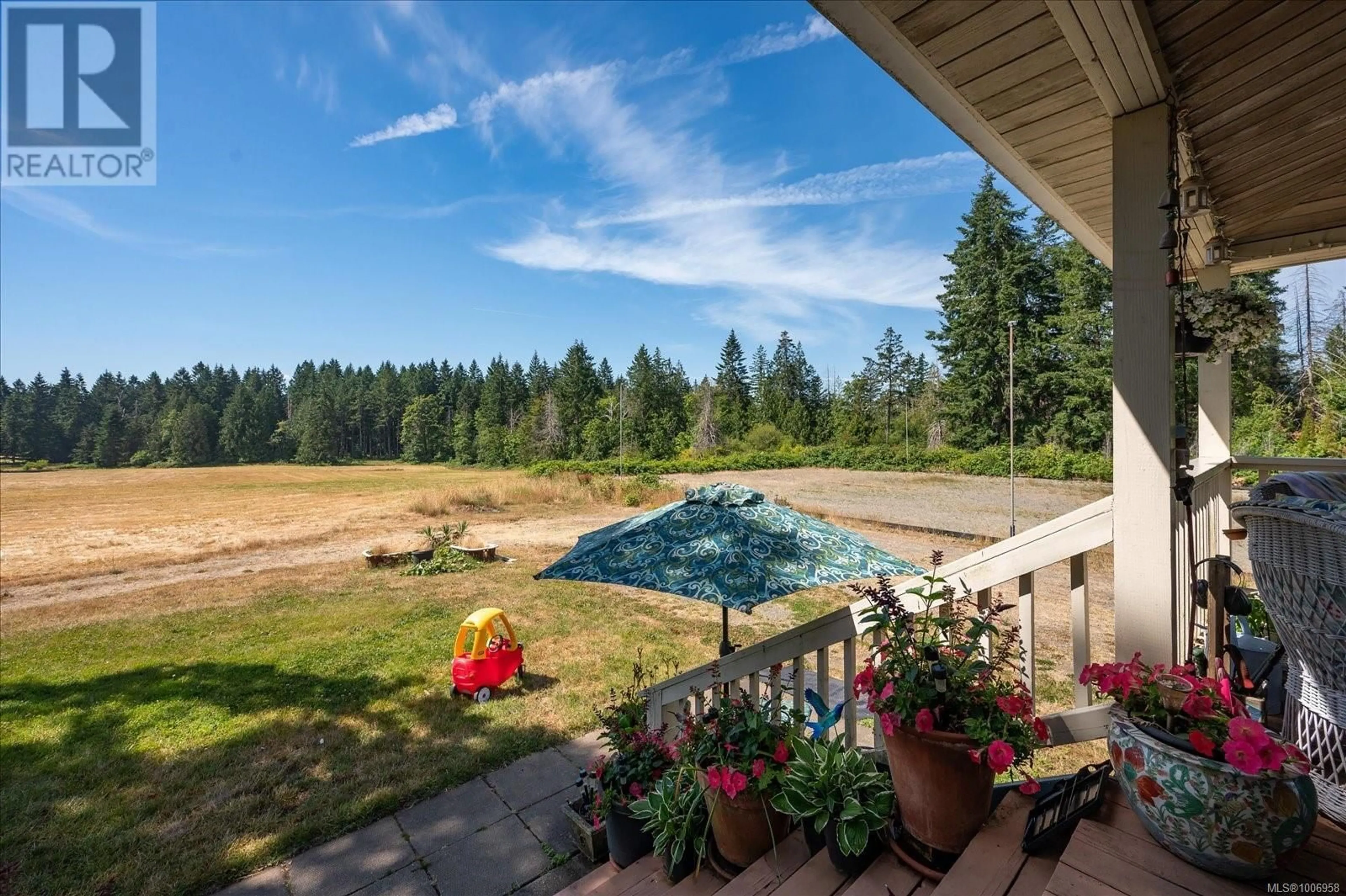Patio, water/lake/river/ocean view for 2375 HOLDEN CORSO ROAD, Nanaimo British Columbia V9X1M7