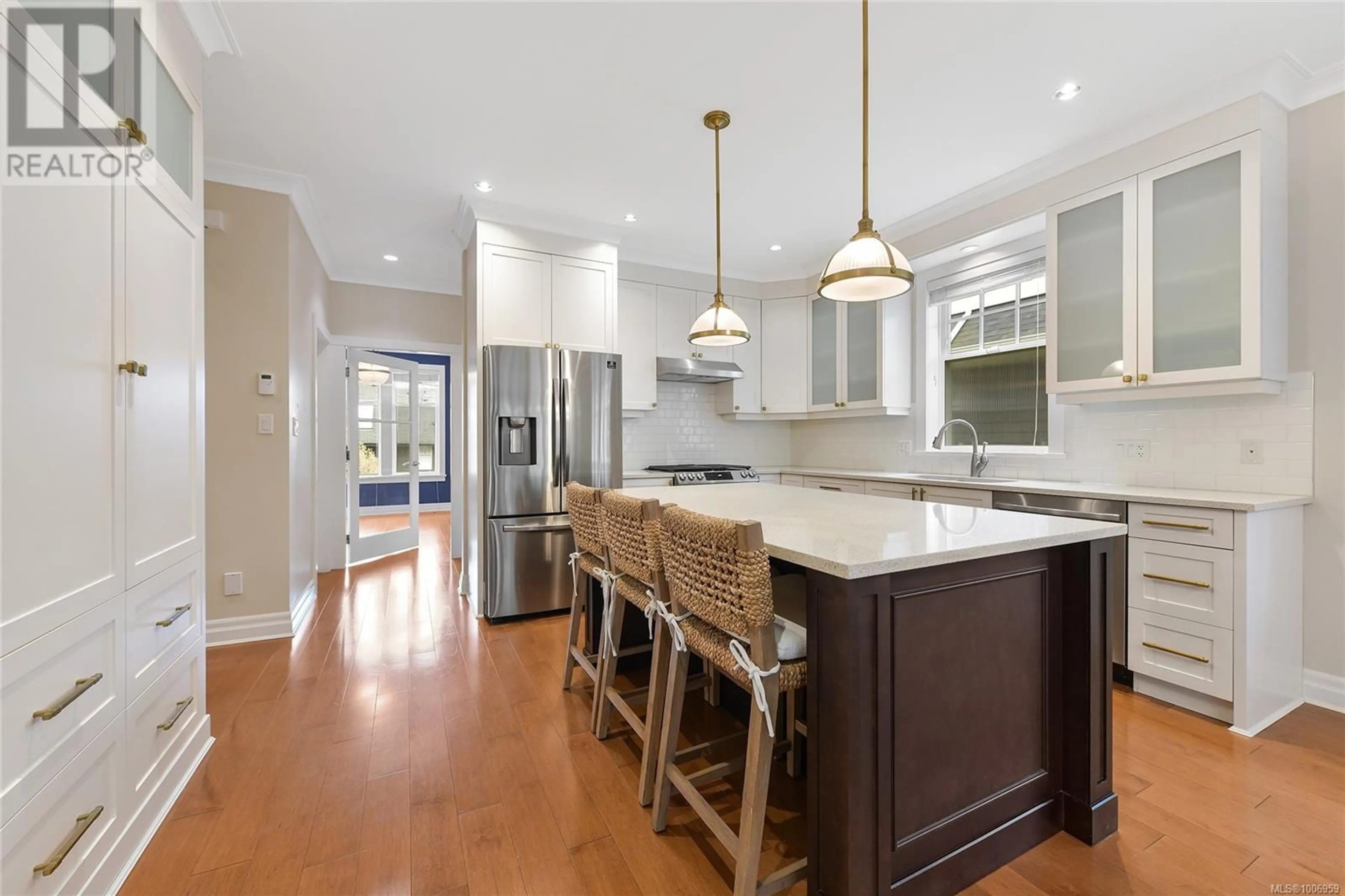 Open concept kitchen, unknown for 3 - 1770 ROCKLAND AVENUE, Victoria British Columbia V8S1X2