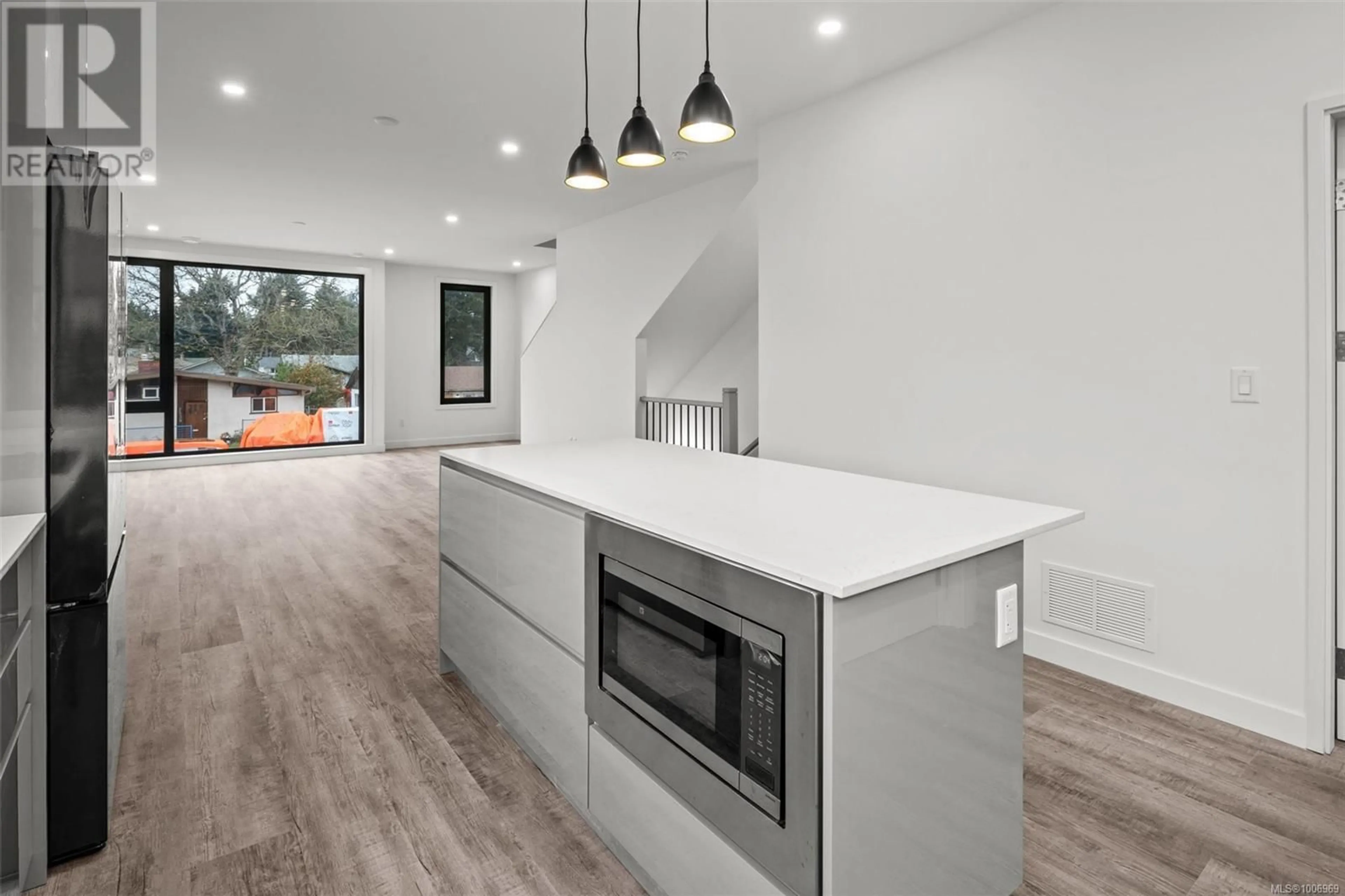 Open concept kitchen, unknown for 123 - 2841 KNOTTY PINE ROAD, Langford British Columbia V9B3Z2