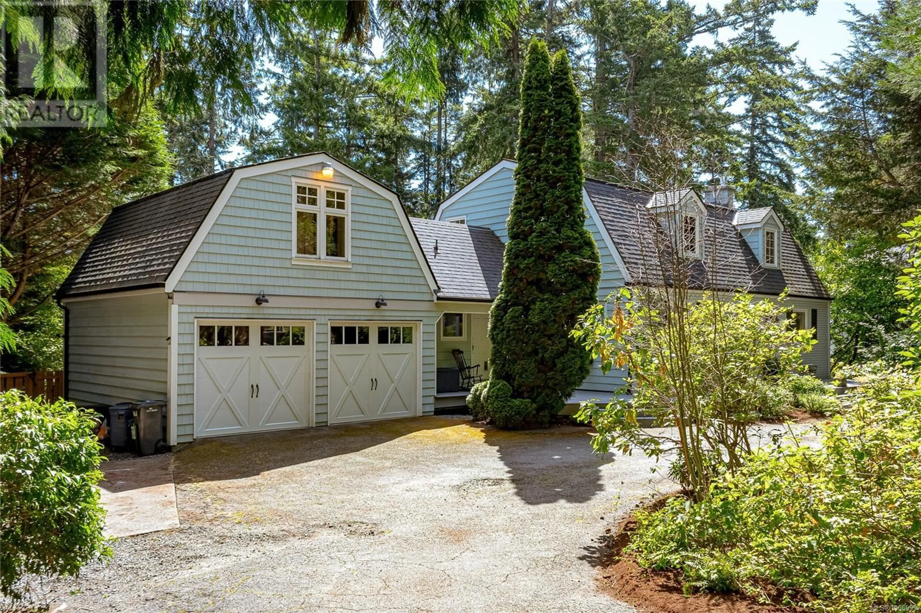 Home with vinyl exterior material, street for 8565 BOURNE TERRACE, North Saanich British Columbia V8L1L9