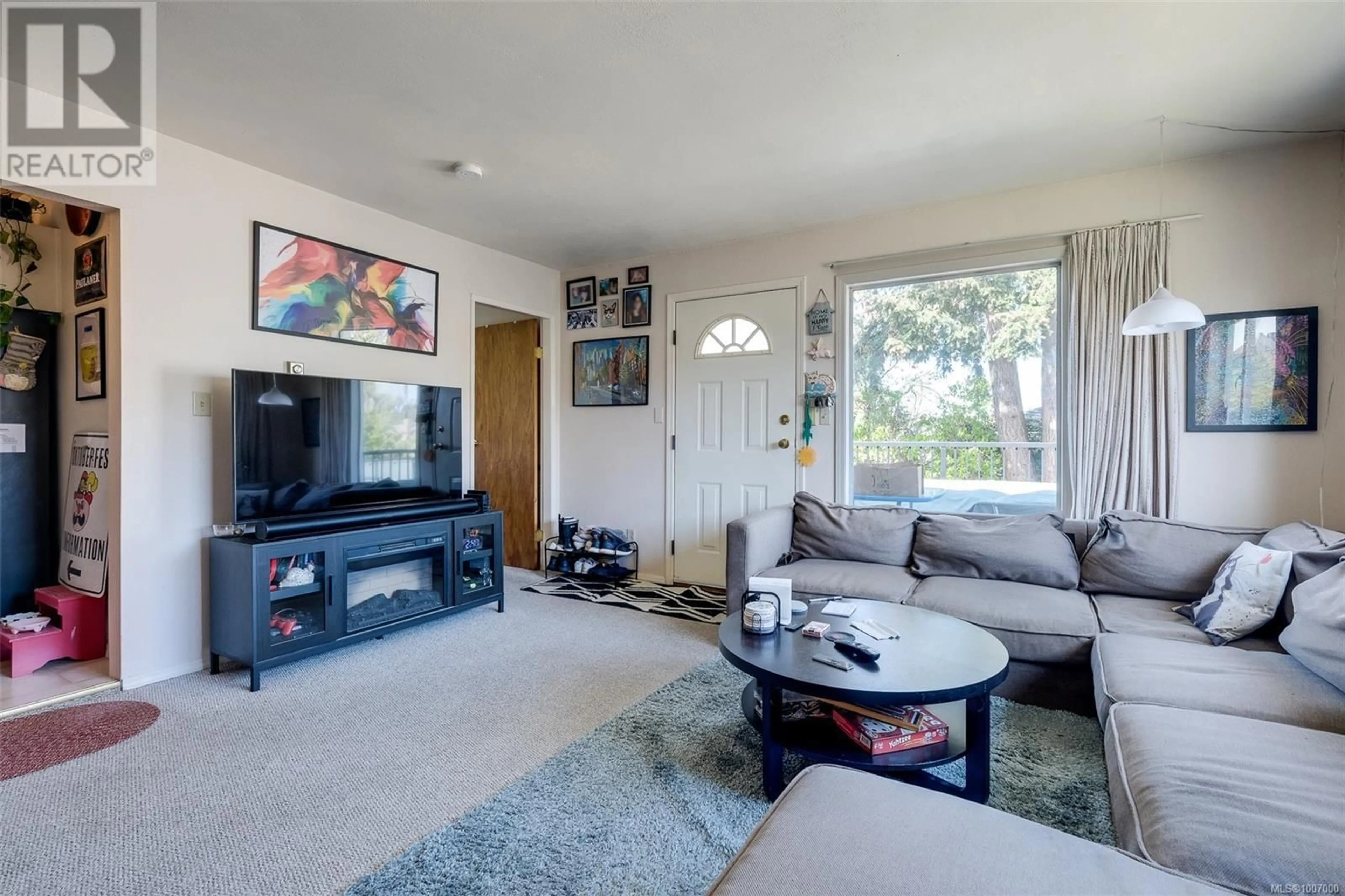 Living room with furniture, unknown for 760 WILSON STREET, Victoria British Columbia V9A3H5